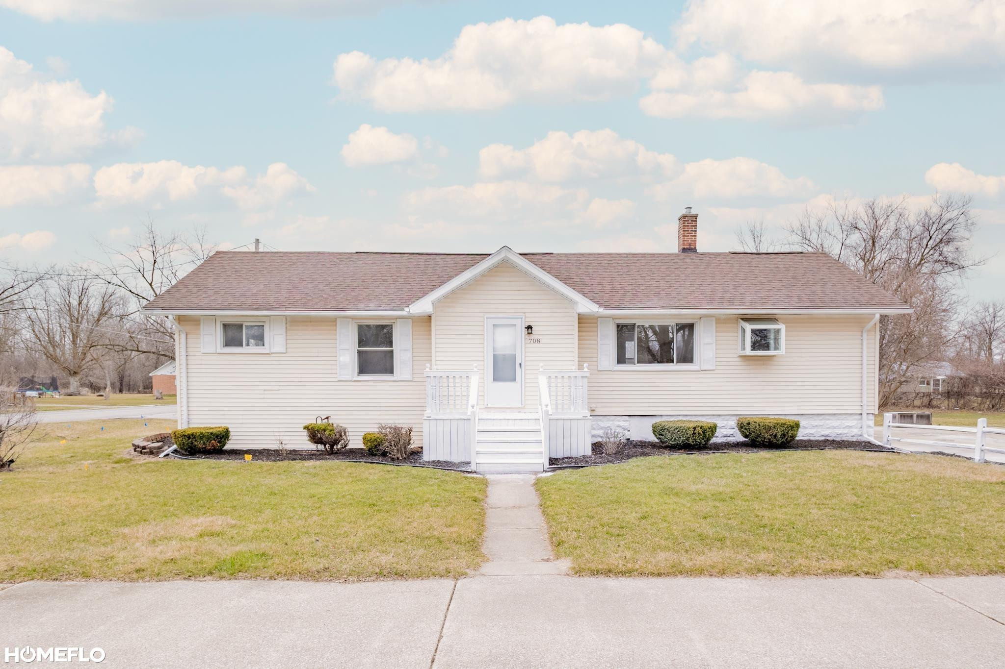 708 Sherman Road, Saginaw, MI 48604 — front exterior