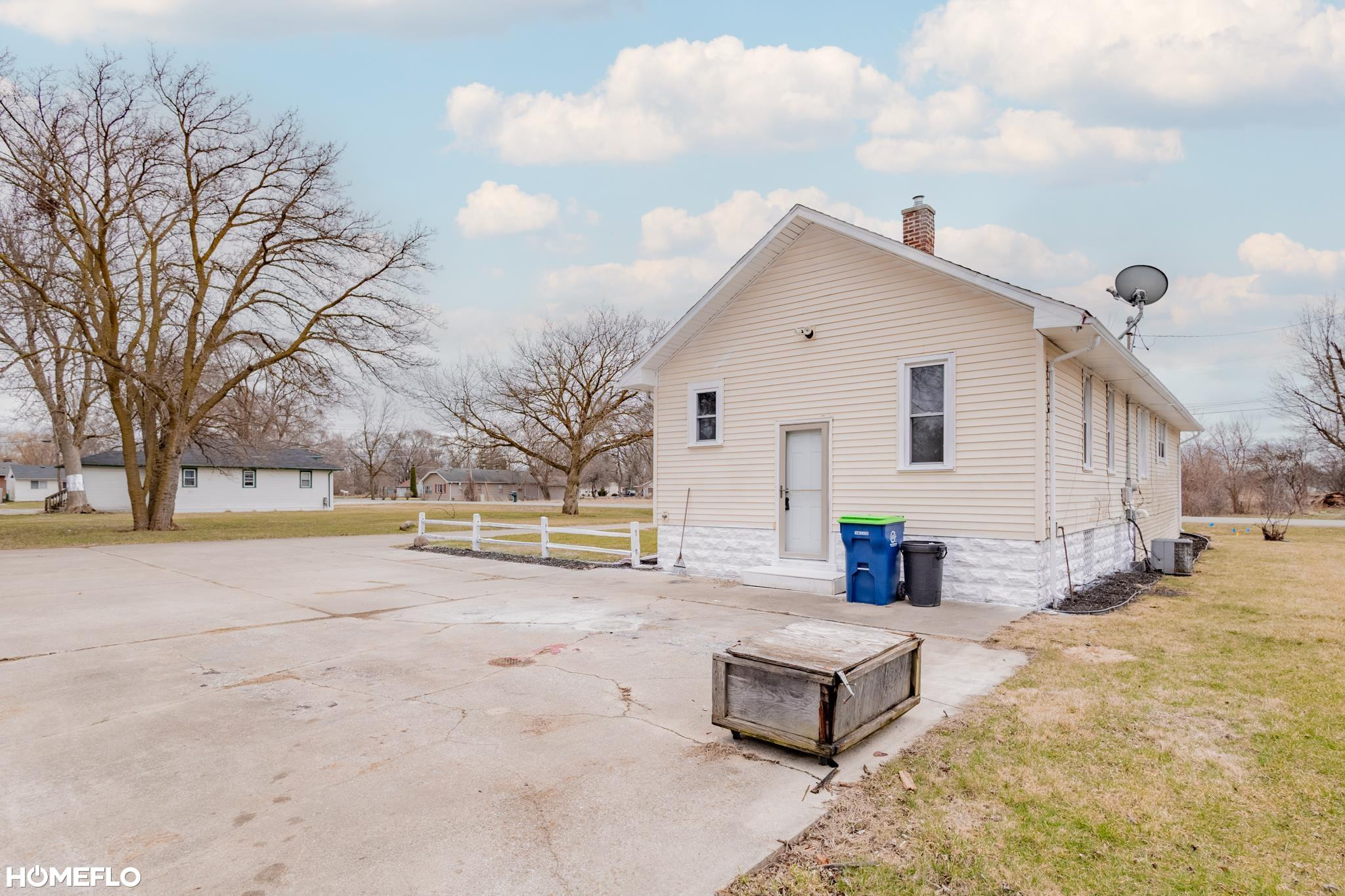708 Sherman Road, Saginaw, MI 48604 — Photo 4