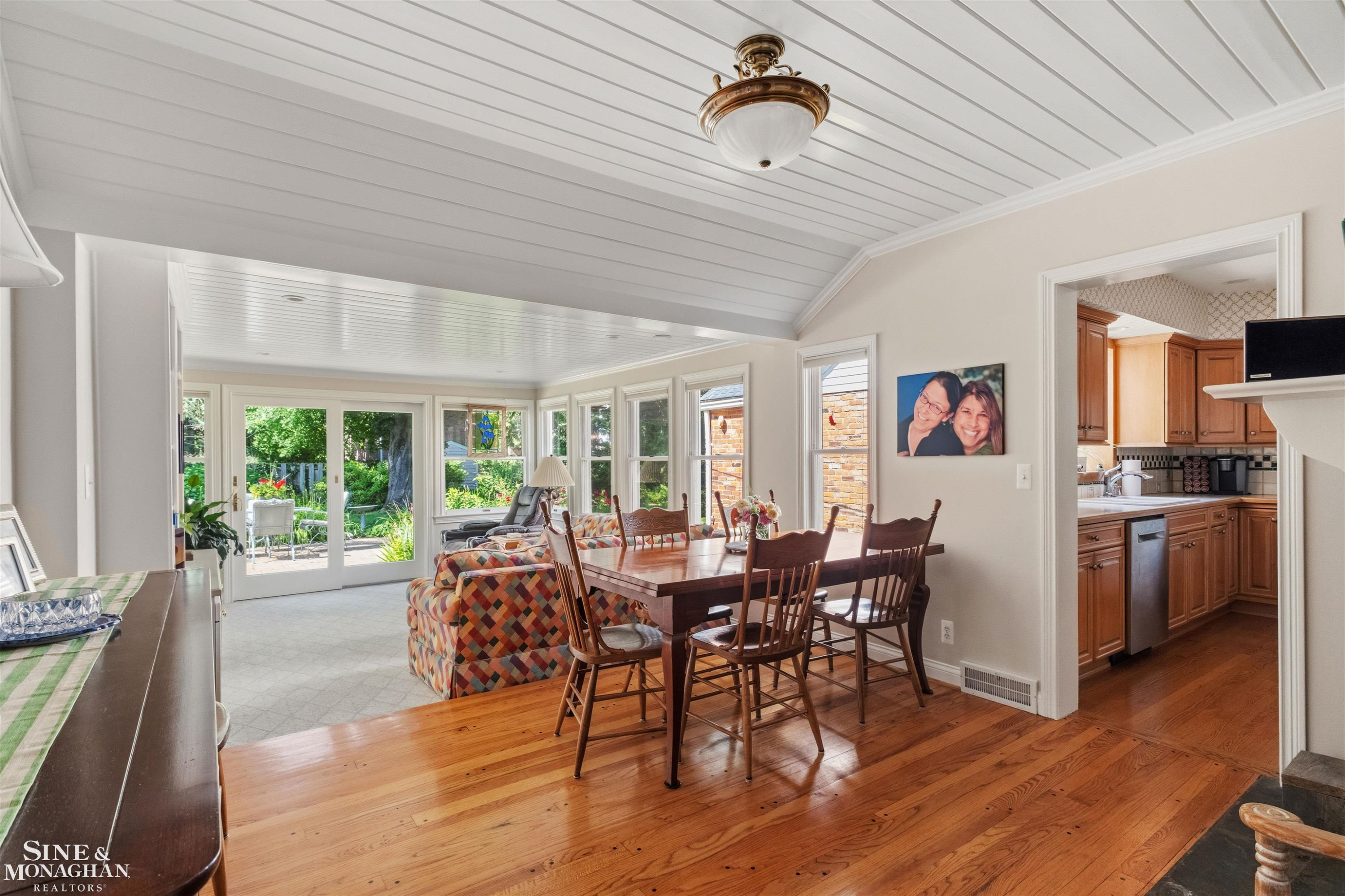 83 Hawthorne Road, Grosse Pointe Shores, MI 48236 — Photo 18