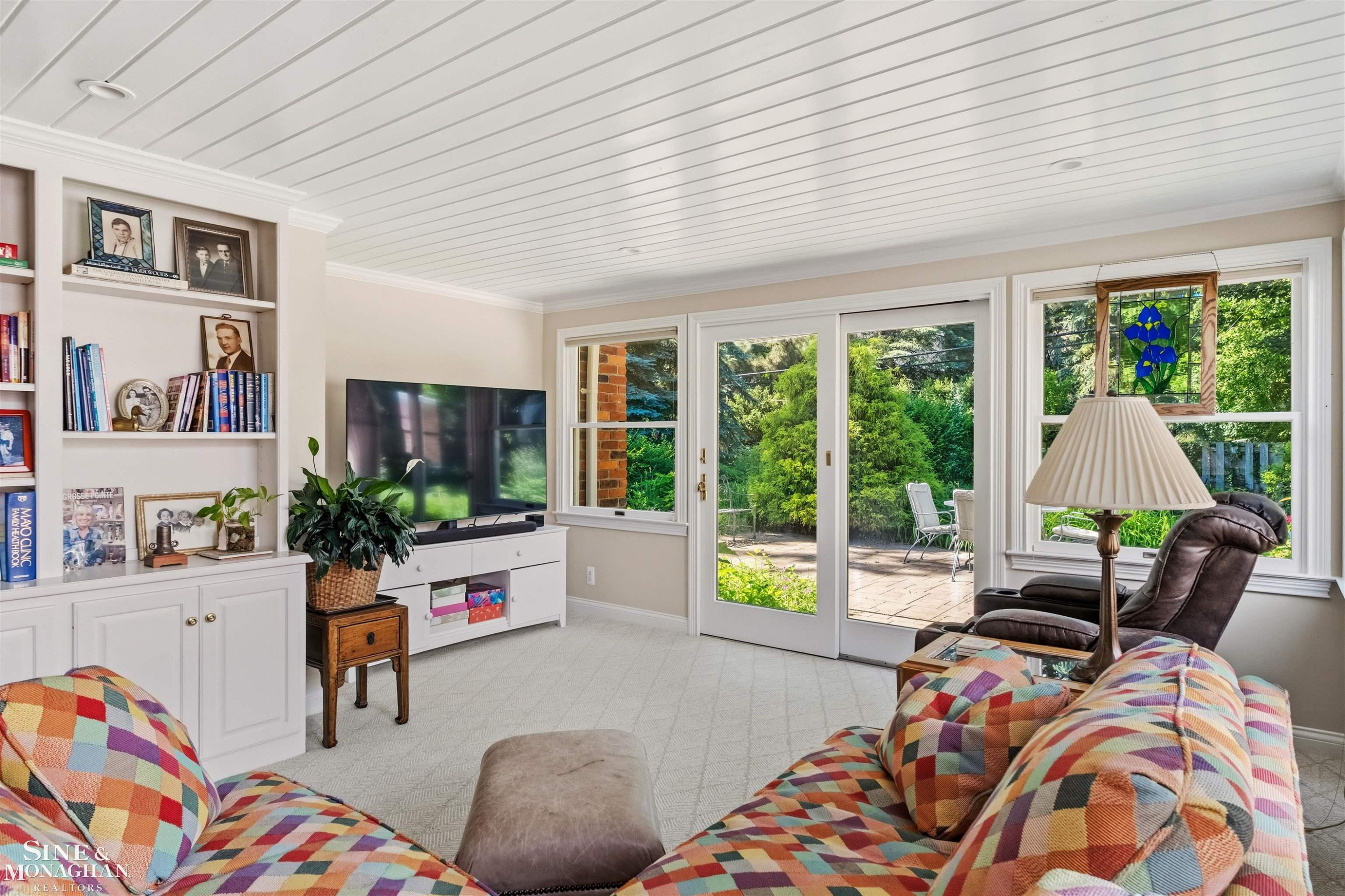 83 Hawthorne Road, Grosse Pointe Shores, MI 48236 — Photo 23