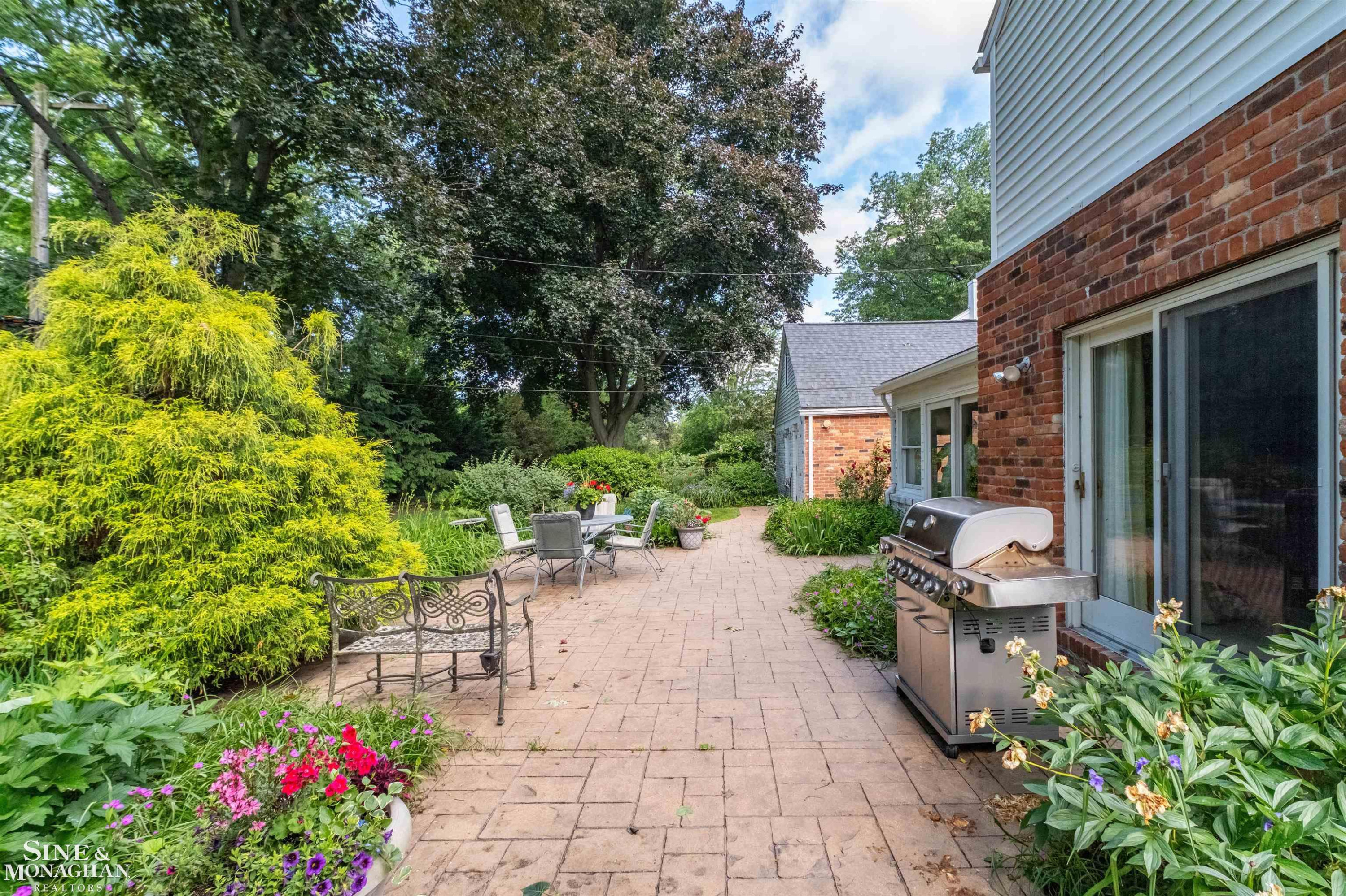 83 Hawthorne Road, Grosse Pointe Shores, MI 48236 — Photo 39