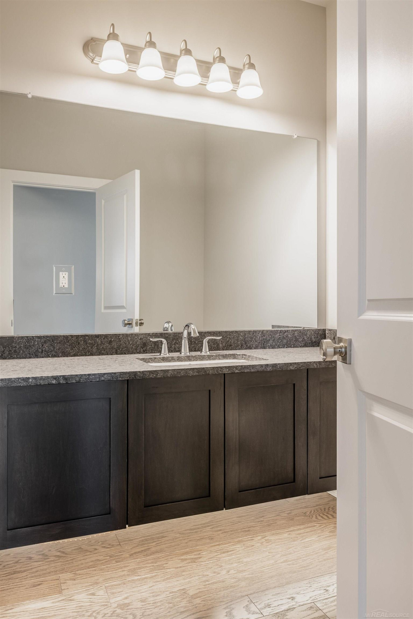 48937 Bartlet Drive, 263, Macomb, MI 48044 — Photo 15