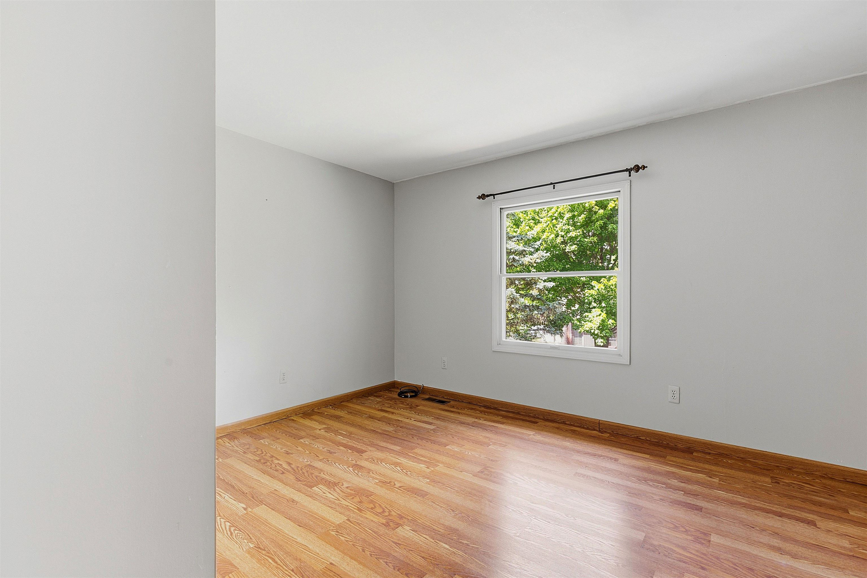 514 Rochelle Court, MI — Photo 13