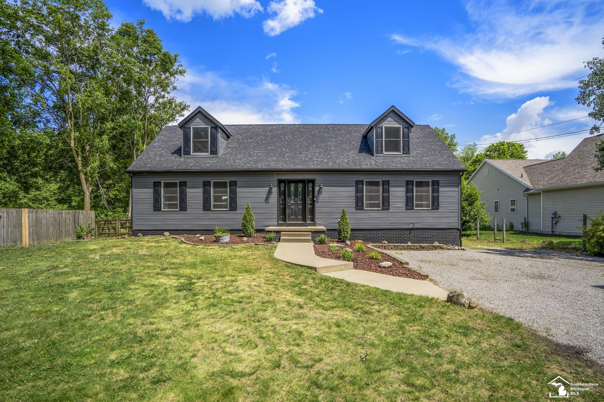 3092 W Temperance Road, Temperance, MI 48182