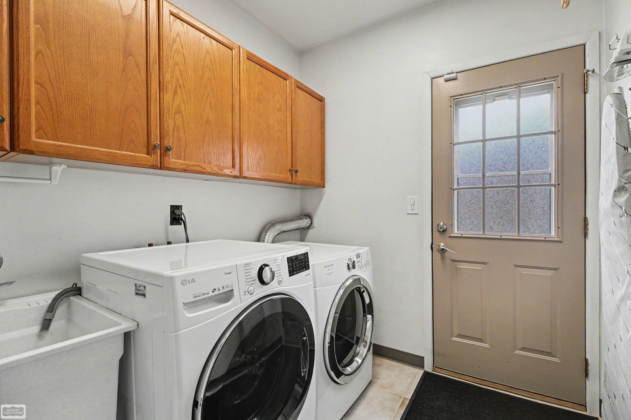 39696 Timberlane Drive, Sterling Heights, MI 48310 — Photo 16