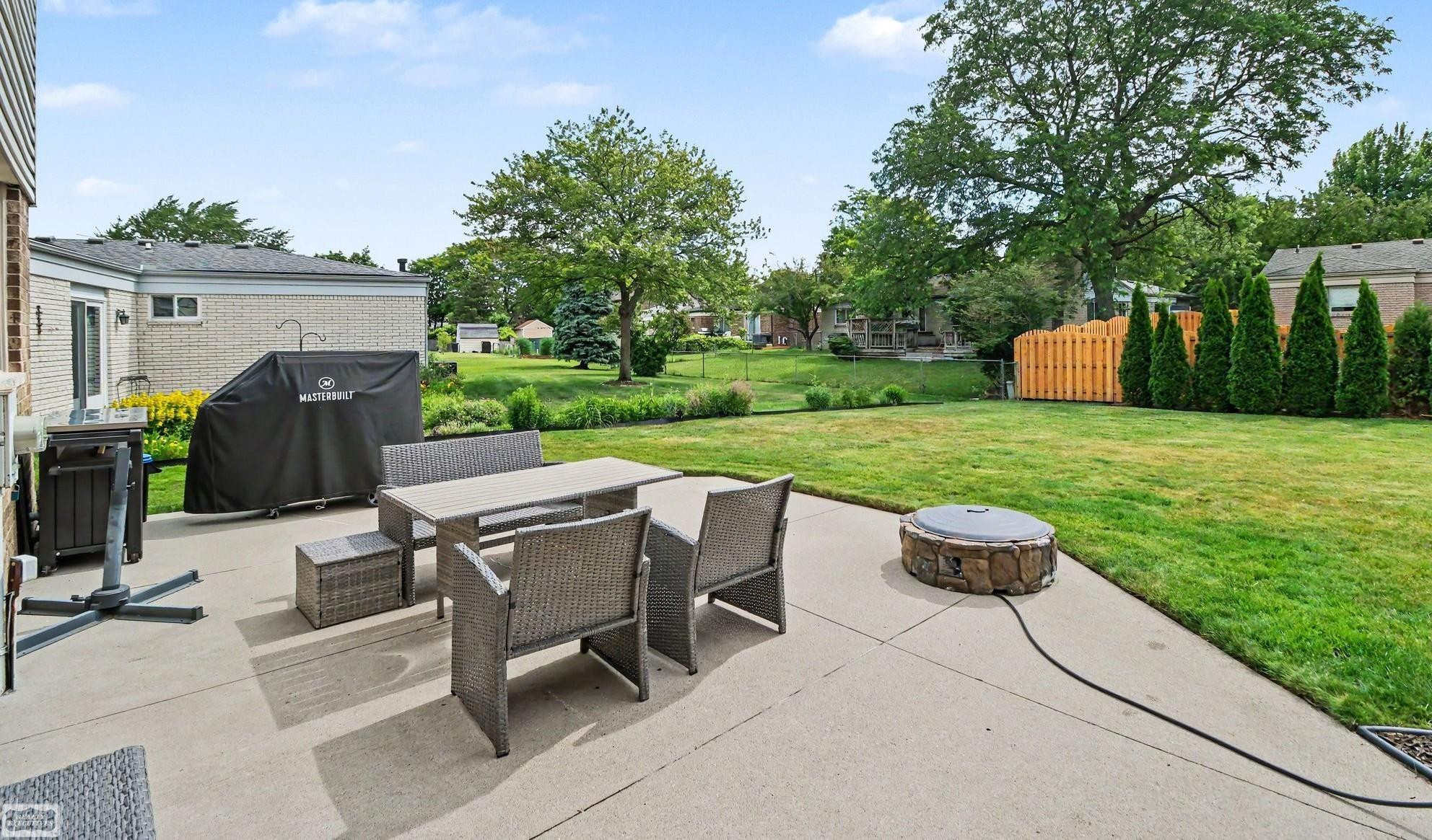 39696 Timberlane Drive, Sterling Heights, MI 48310 — Photo 31