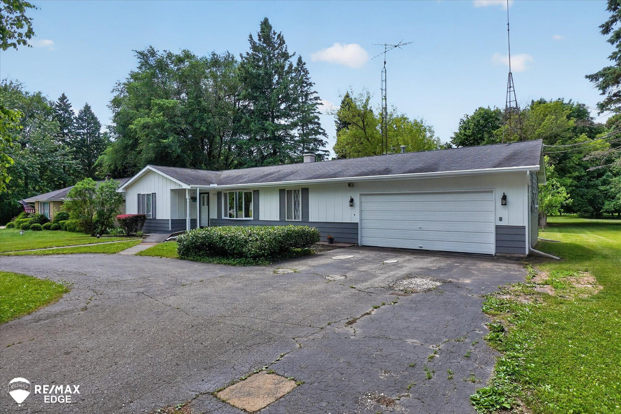 8455 Ilene Drive, Clio, MI 48420 — Photo 4