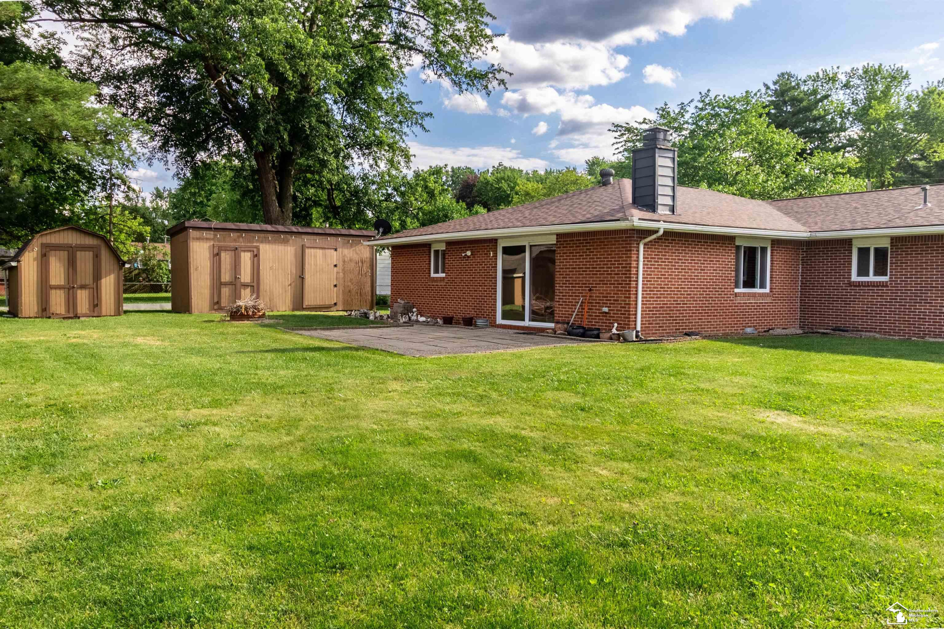 8940 Woodside Drive, Temperance, MI 48182 — Photo 6