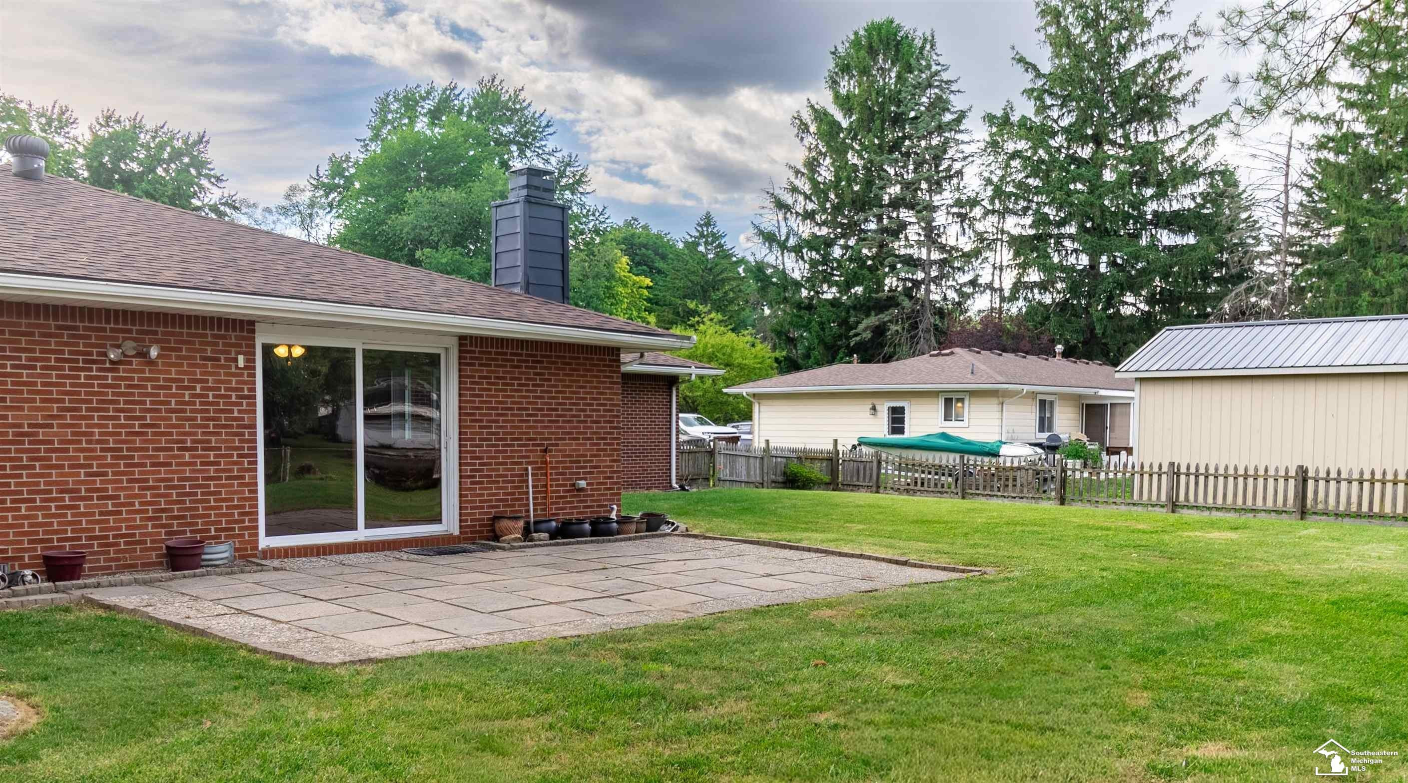 8940 Woodside Drive, Temperance, MI 48182 — Photo 7
