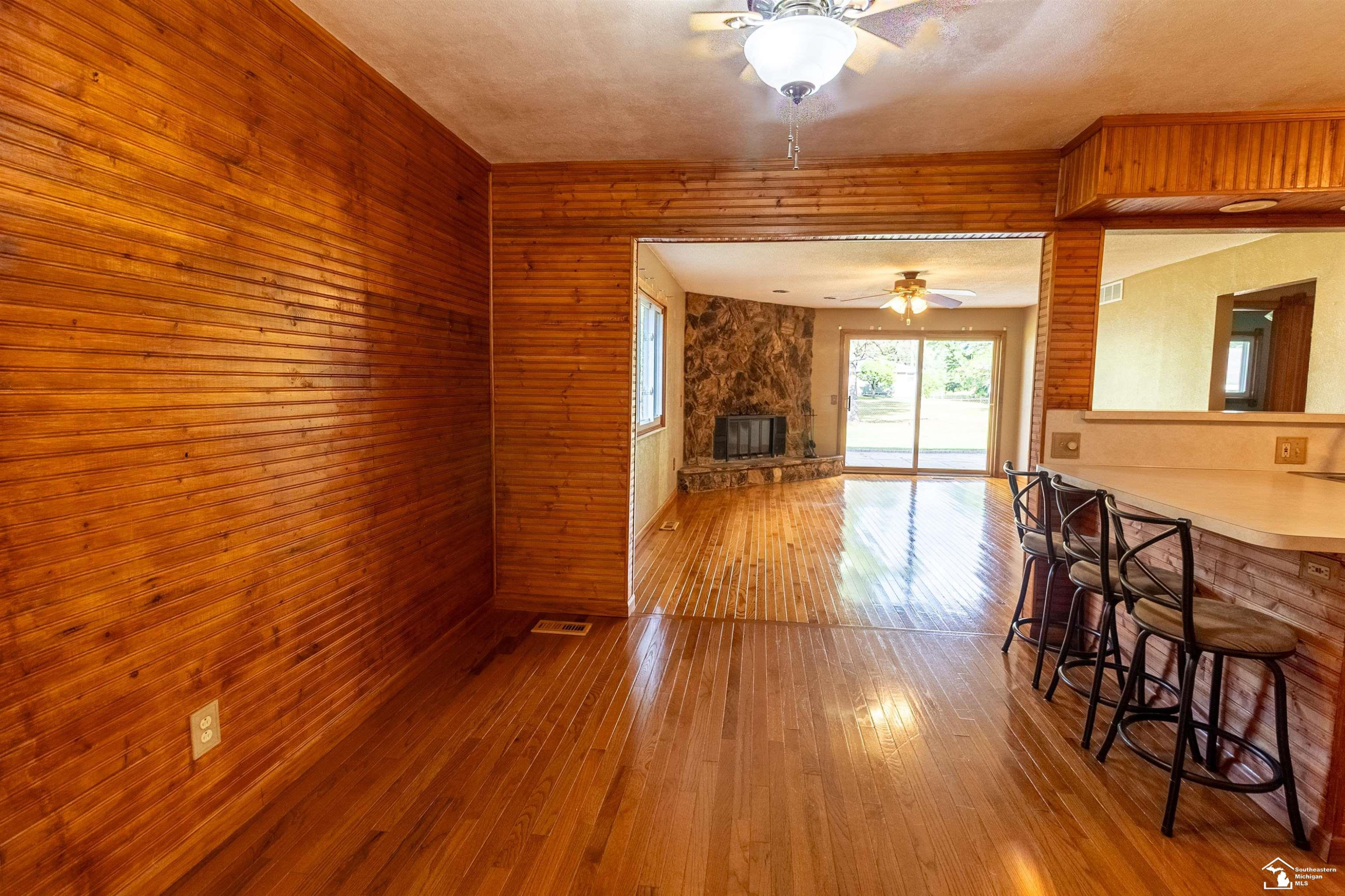 8940 Woodside Drive, Temperance, MI 48182 — Photo 22