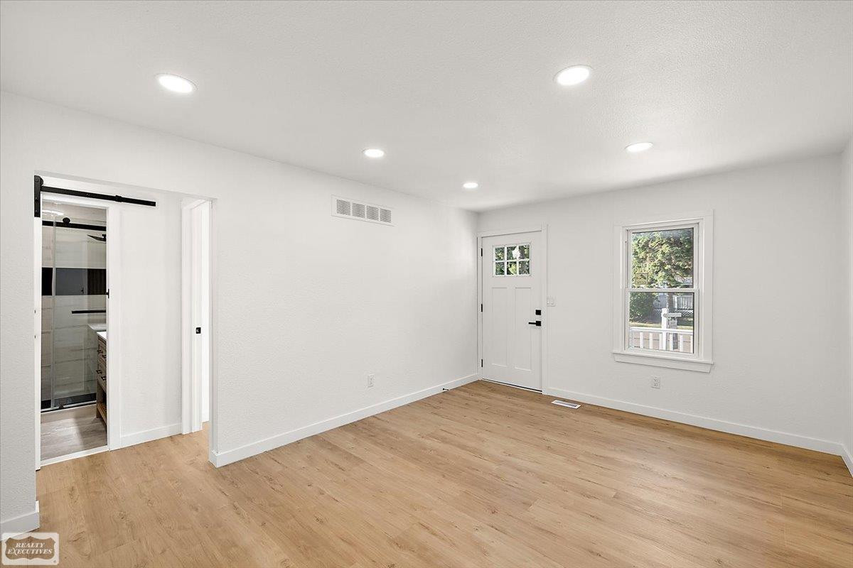 11259 Chapp Avenue, Warren, MI 48089 — Photo 14