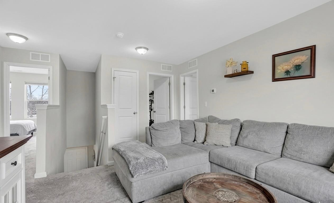 1090 Jackson Drive, Owosso, MI 48867 — Photo 11