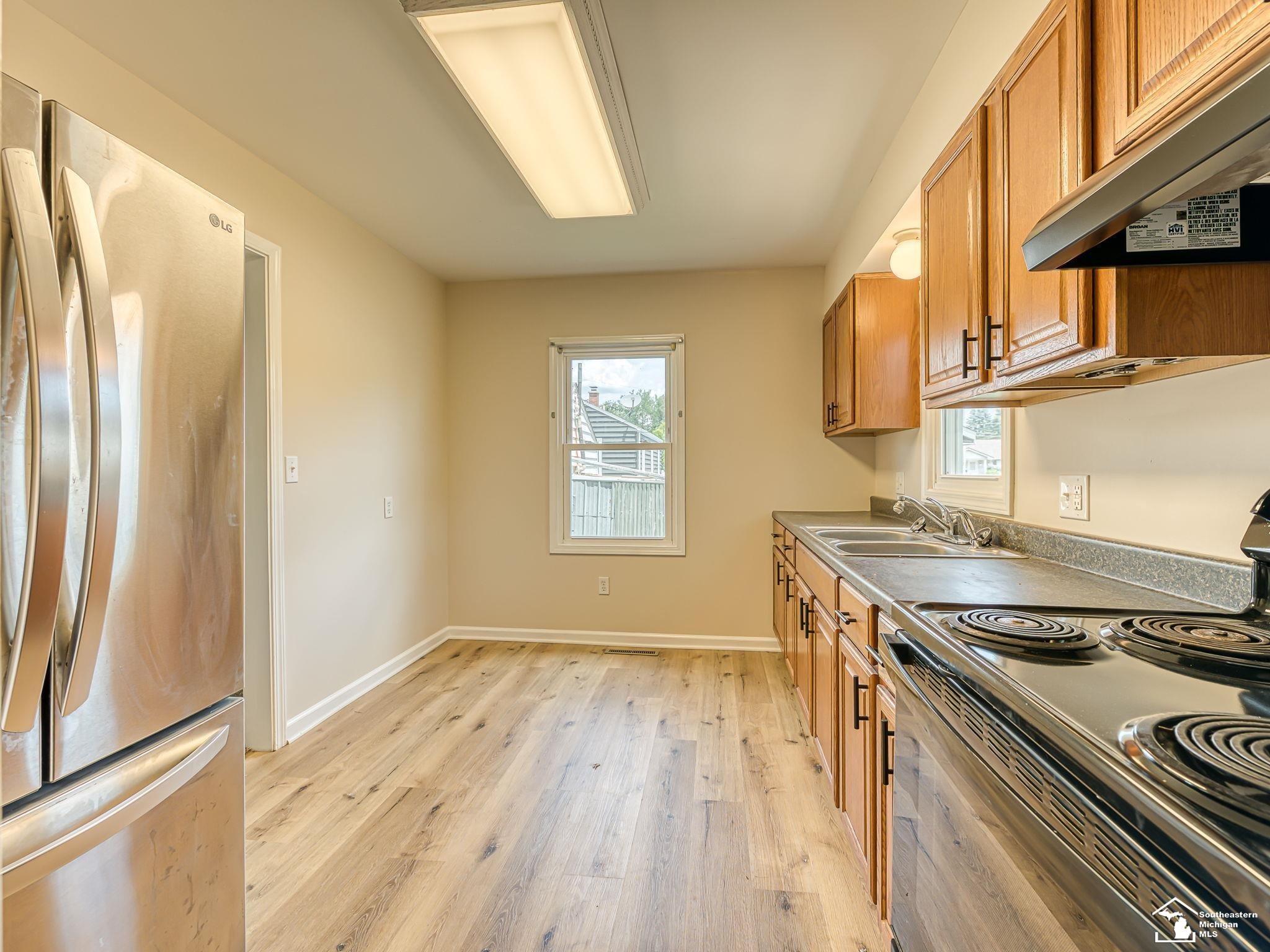 713 Roeder Street, Monroe, MI 48161 — Photo 8