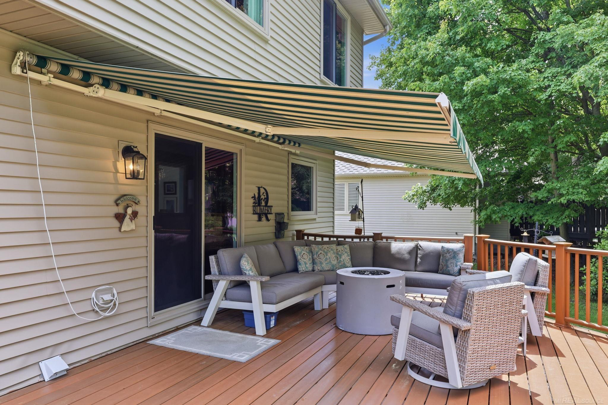 4055 Stoney Creek Drive, MI 48059 — Photo 7