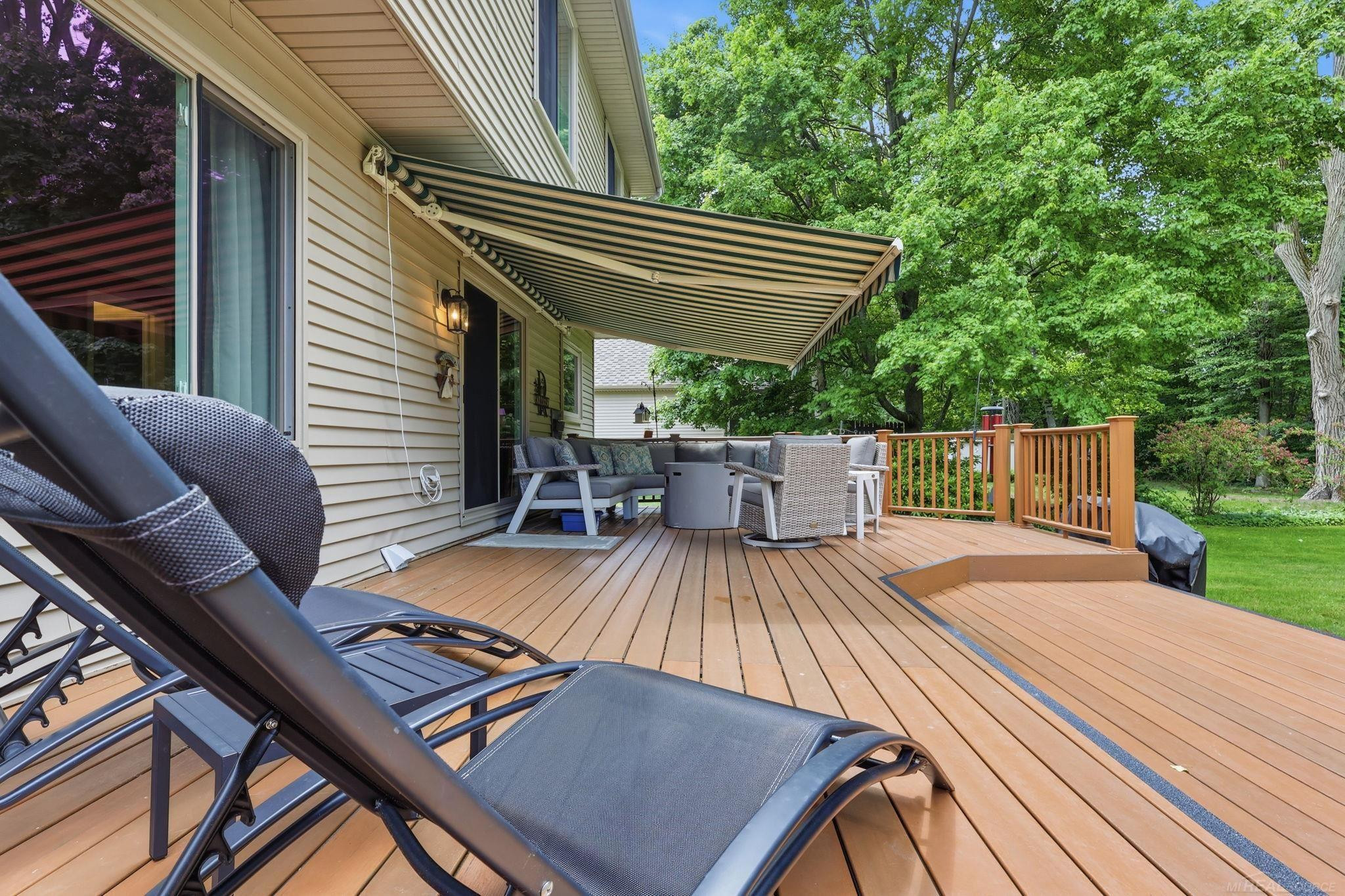 4055 Stoney Creek Drive, MI 48059 — Photo 8