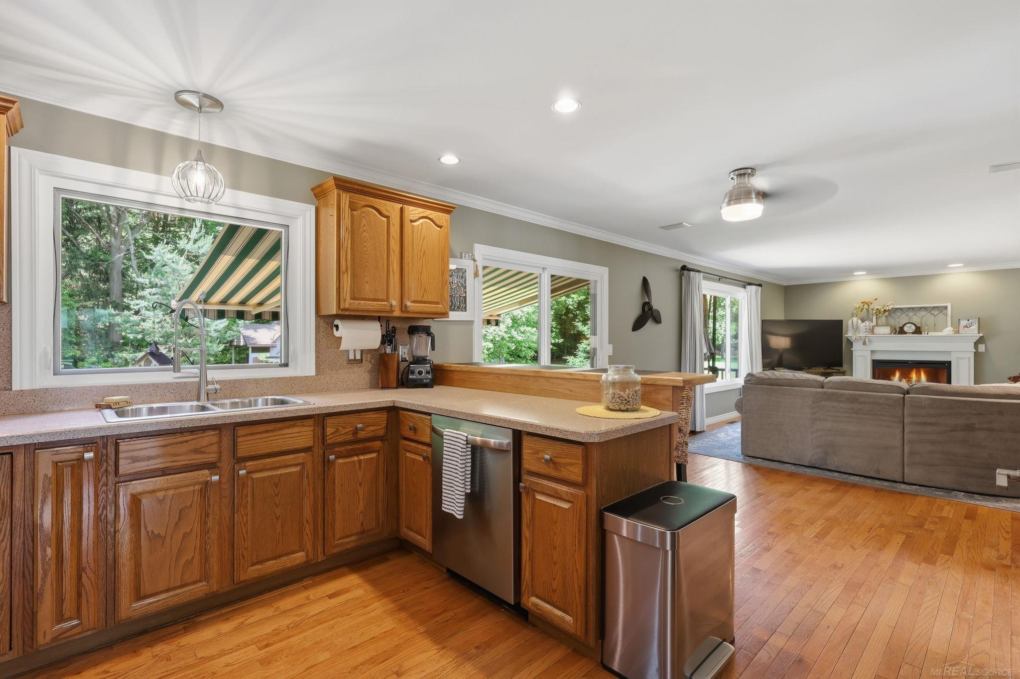 4055 Stoney Creek Drive, MI 48059 — Photo 22