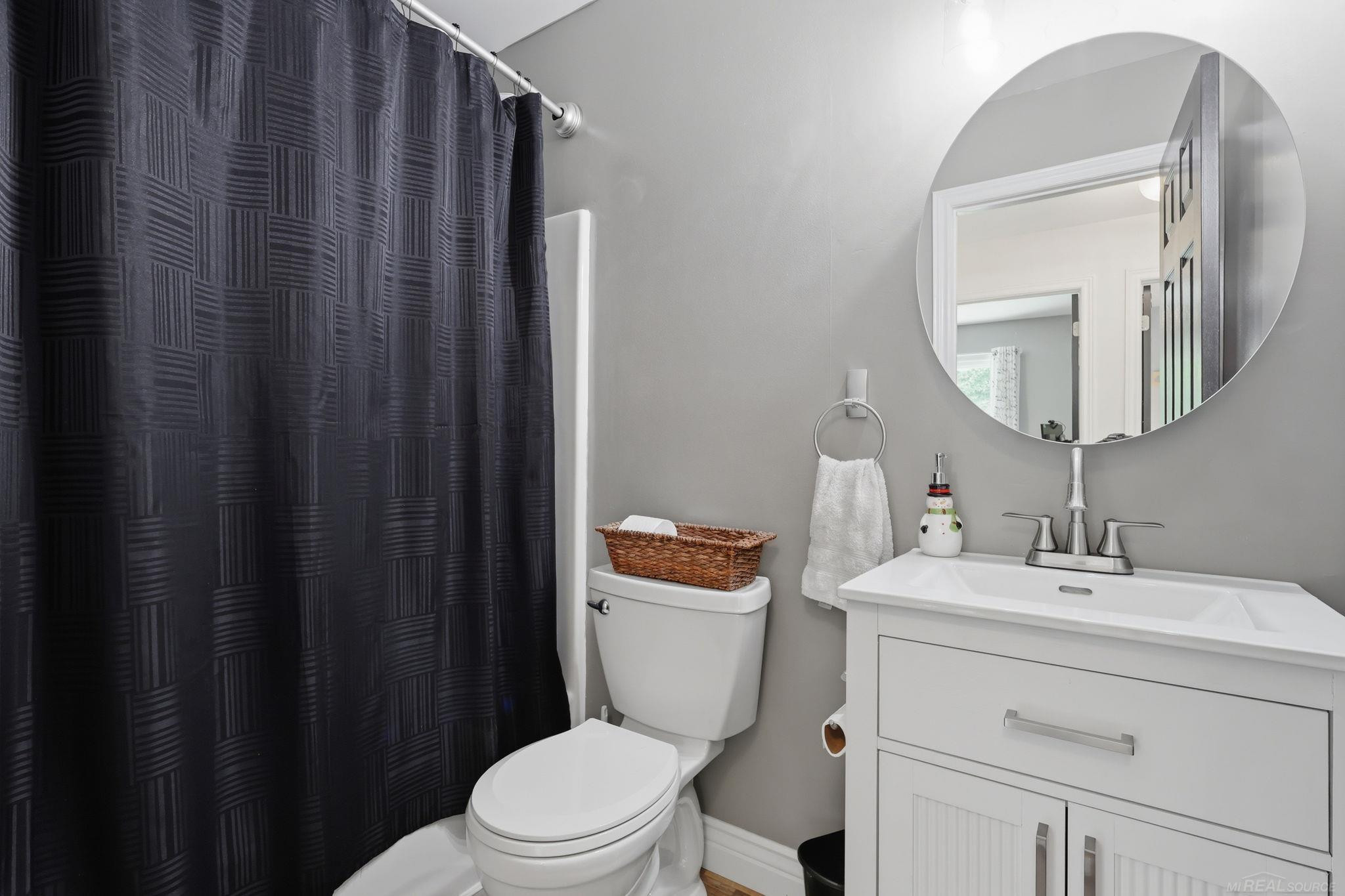 4055 Stoney Creek Drive, MI 48059 — Photo 36