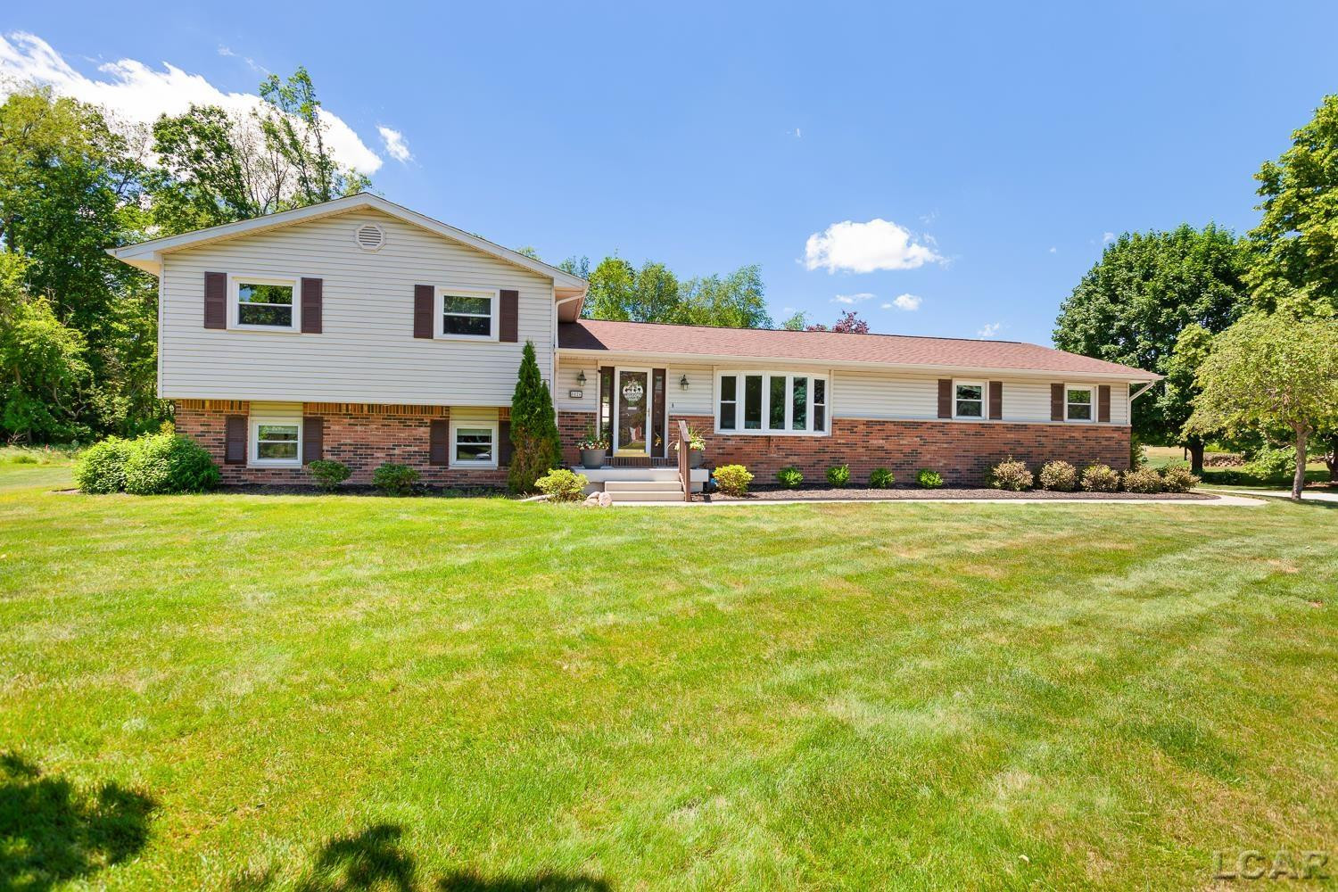 8826 Hawthorne Drive, Tecumseh, Tecumseh, MI 49221 — front exterior
