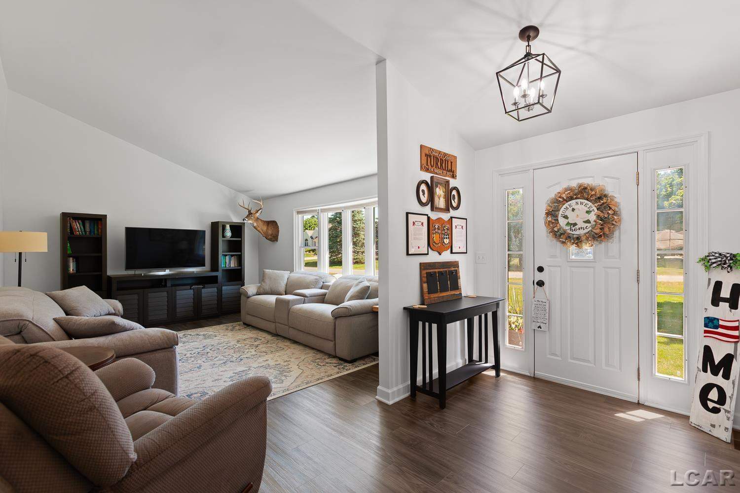 8826 Hawthorne Drive, Tecumseh, Tecumseh, MI 49221 — Photo 2