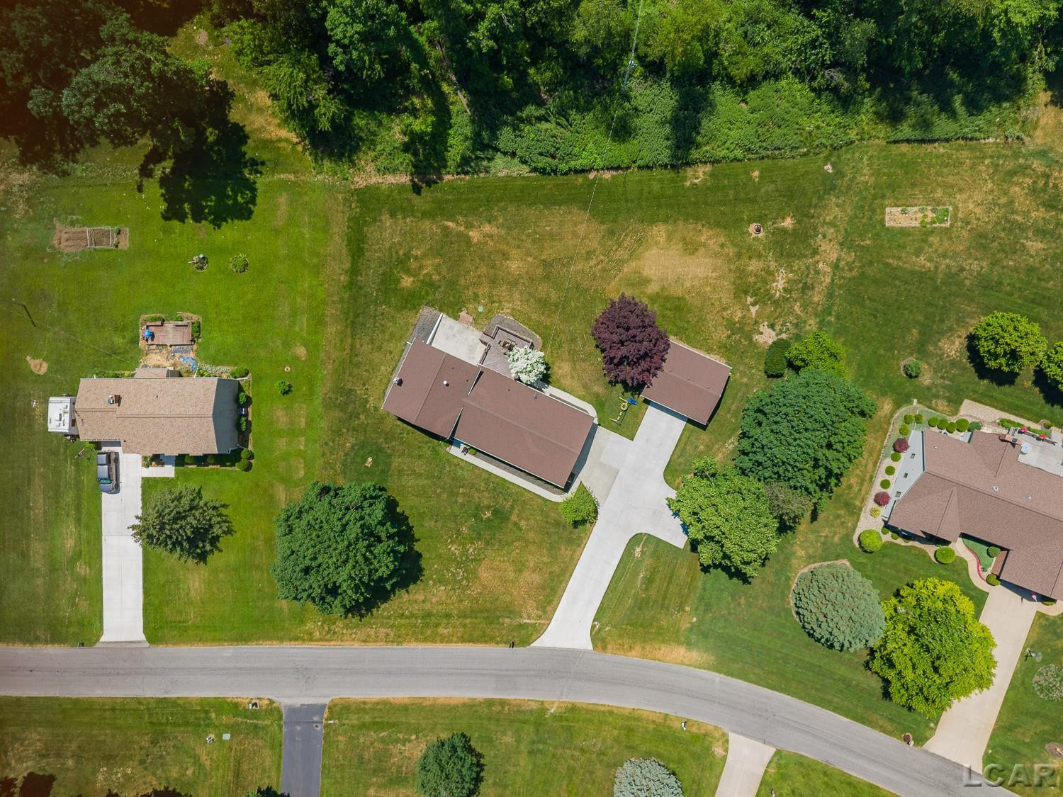 8826 Hawthorne Drive, Tecumseh, Tecumseh, MI 49221 — Photo 43