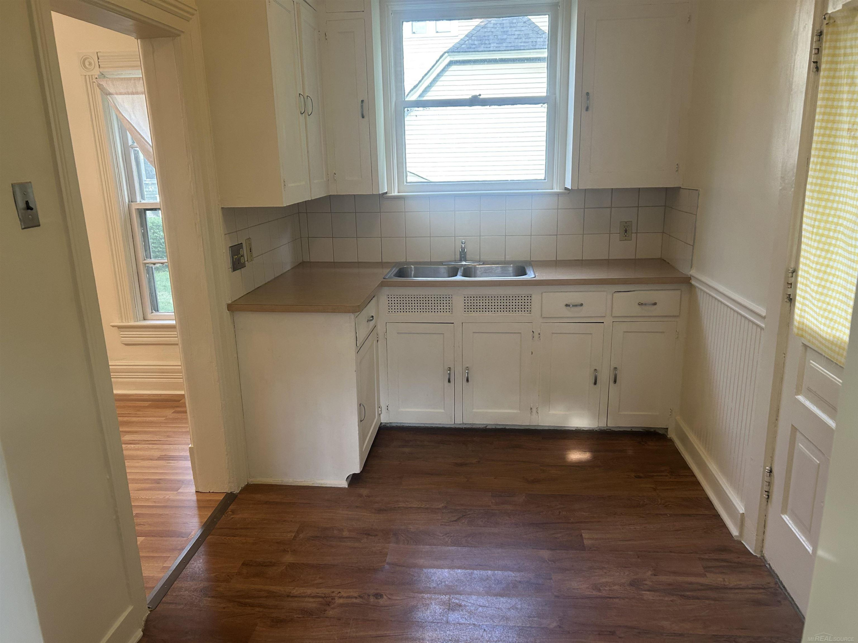 43 Lincoln Street Street, Mount Clemens, MI 48043 — Photo 8