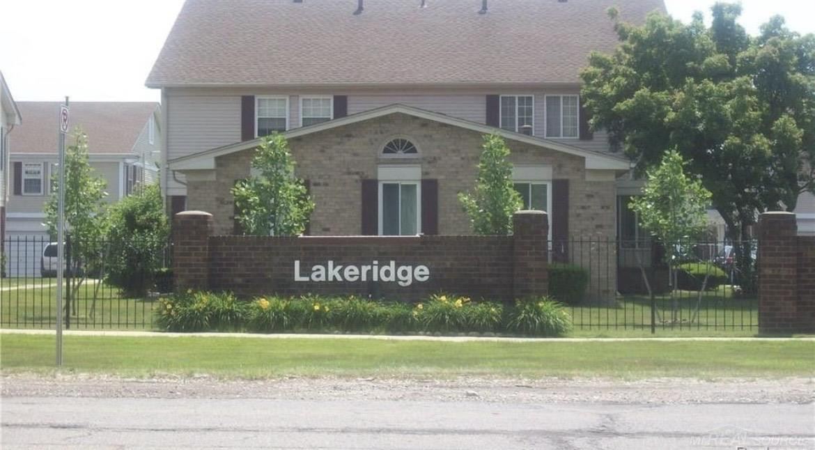 26070 N Lake Drive, MI 48036