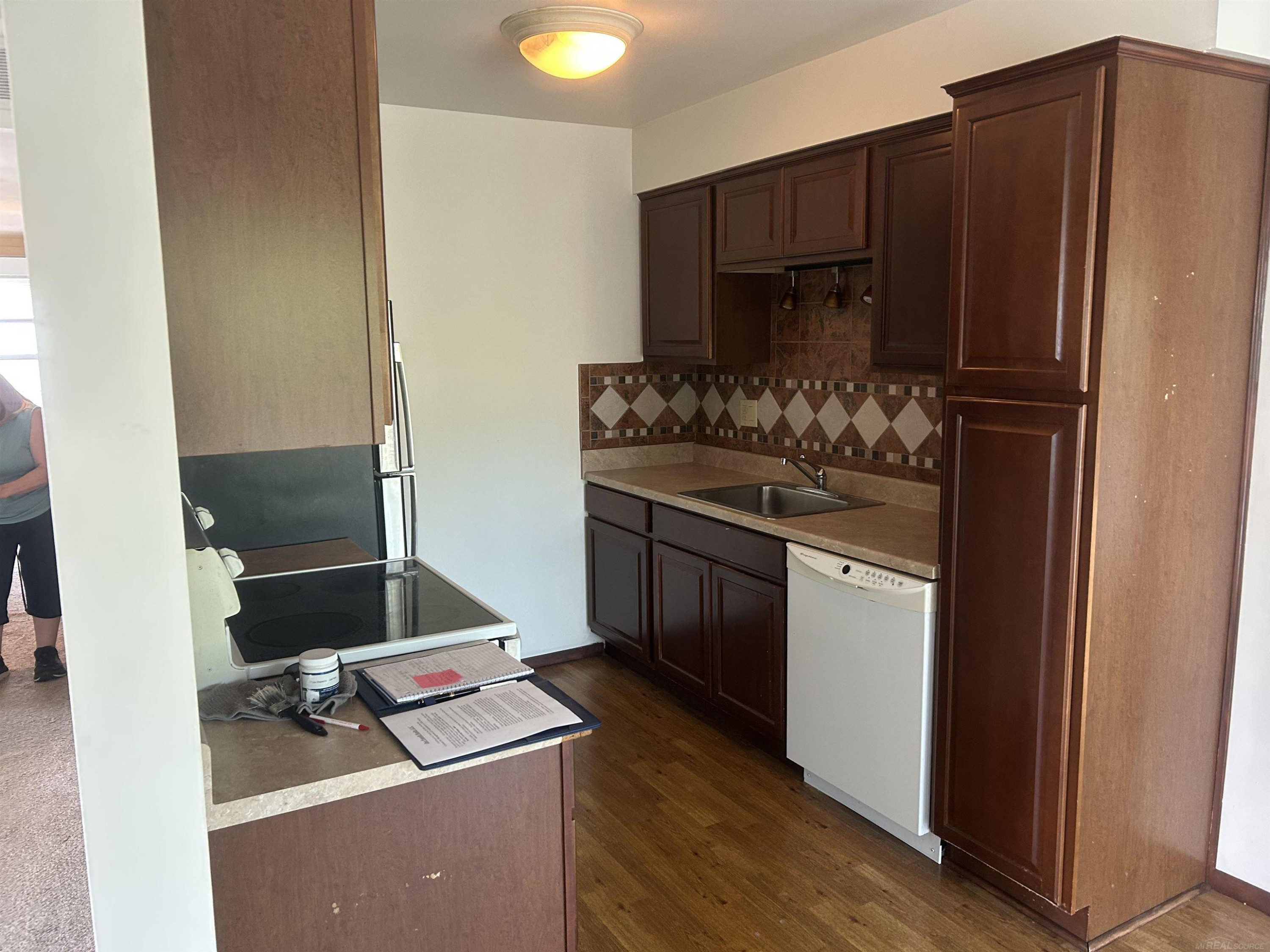 26070 N Lake Drive, MI 48036 — Photo 3