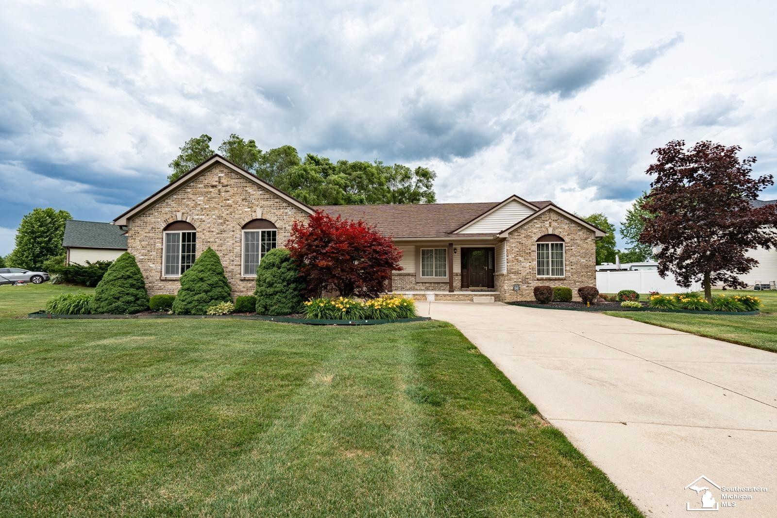 865 Barn Swallow Street, Milan, MI 48160 — front exterior