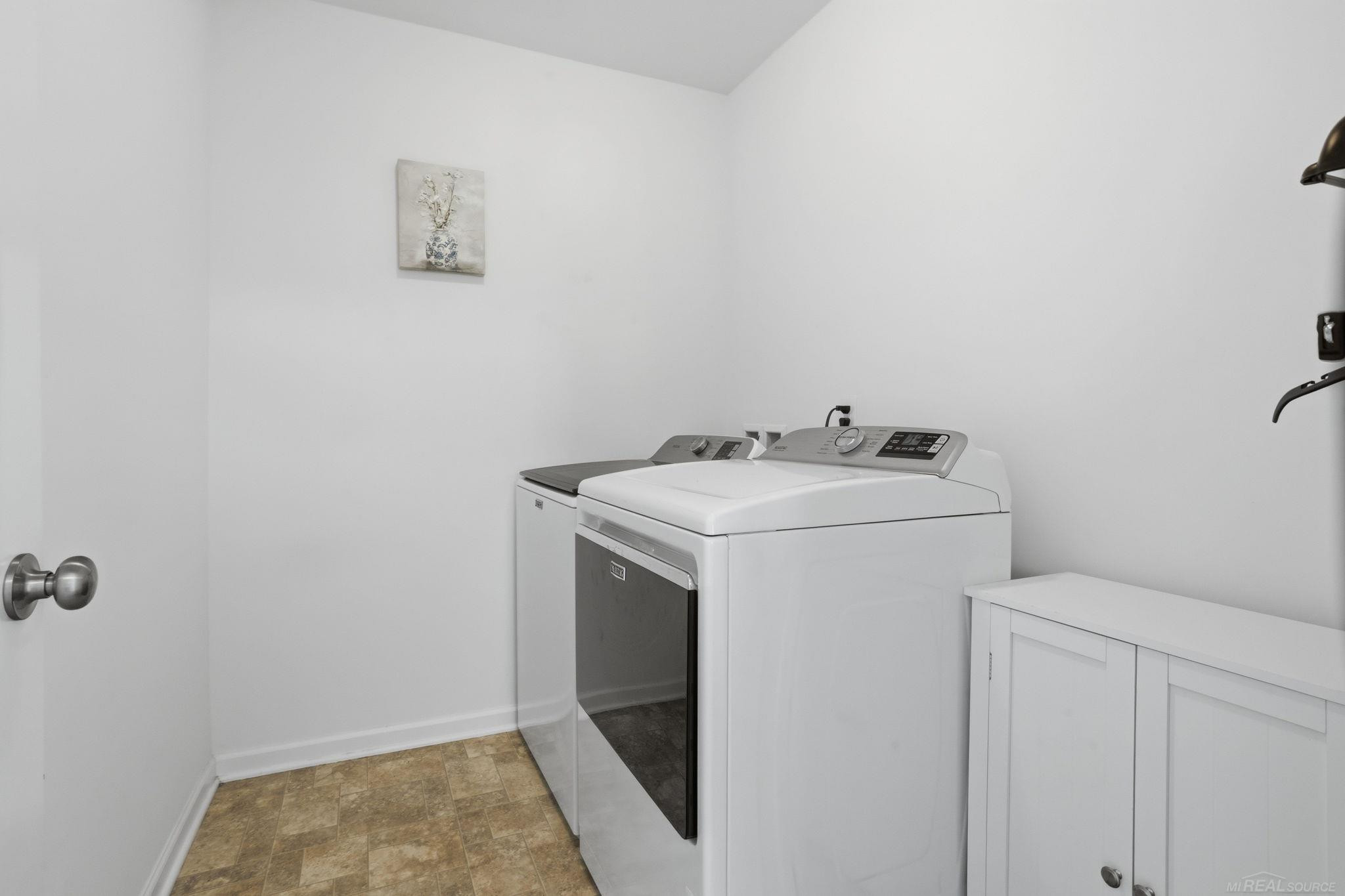48643 Pioneer Avenue, MI 48042 — Photo 13