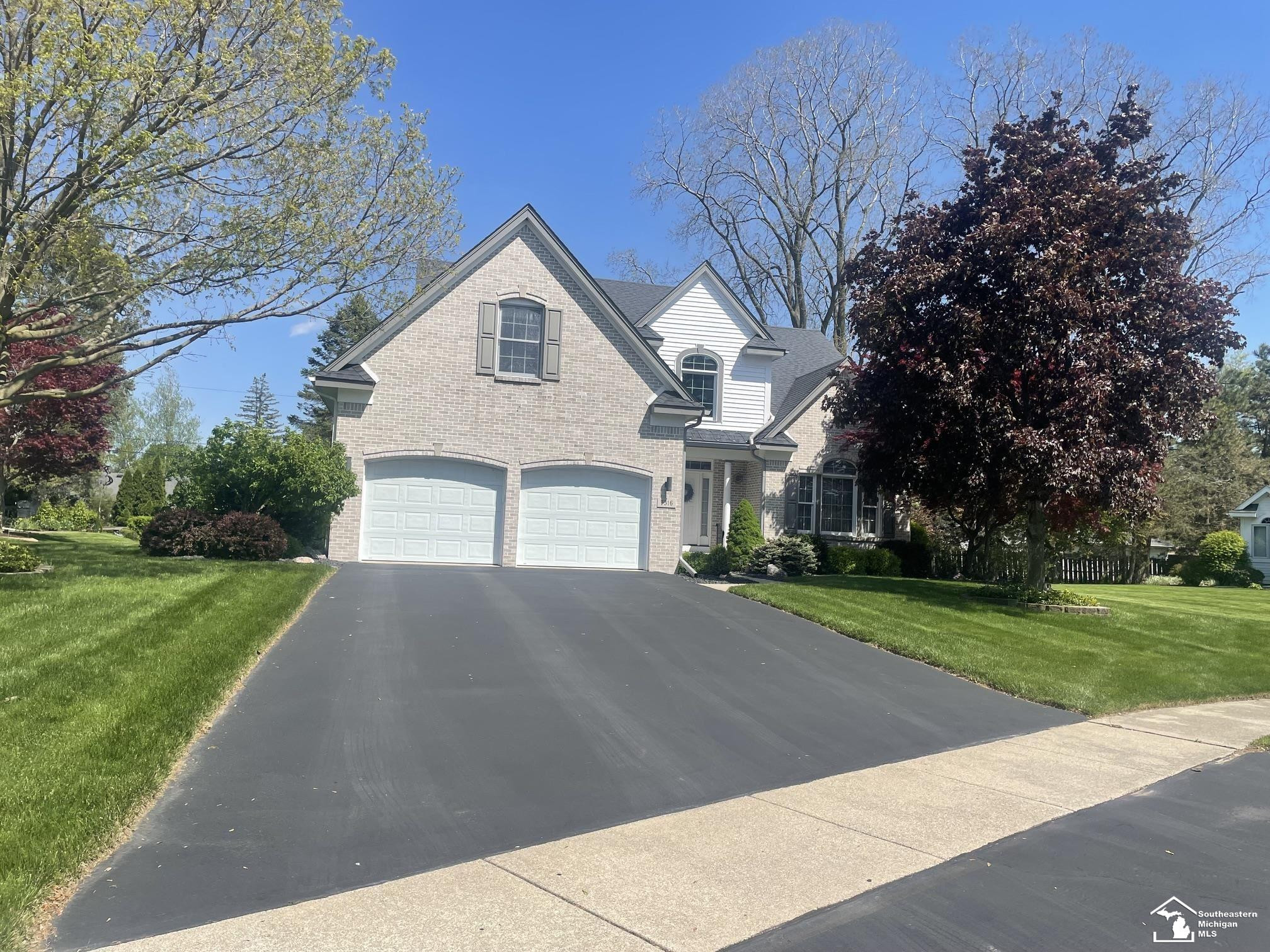 7316 Hidden Valley Drive, Lambertville, MI 48144 — Photo 2