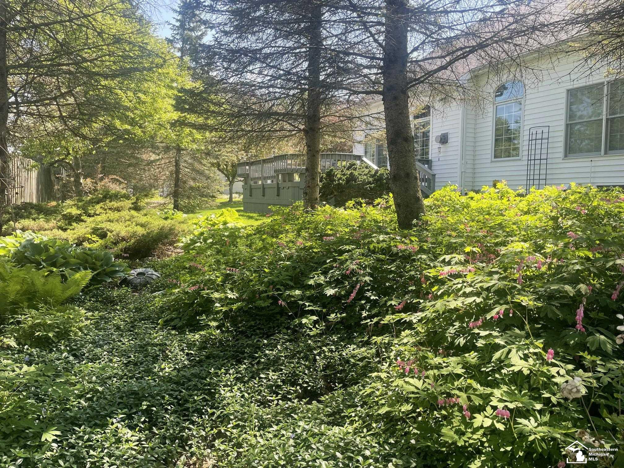7316 Hidden Valley Drive, Lambertville, MI 48144 — Photo 8