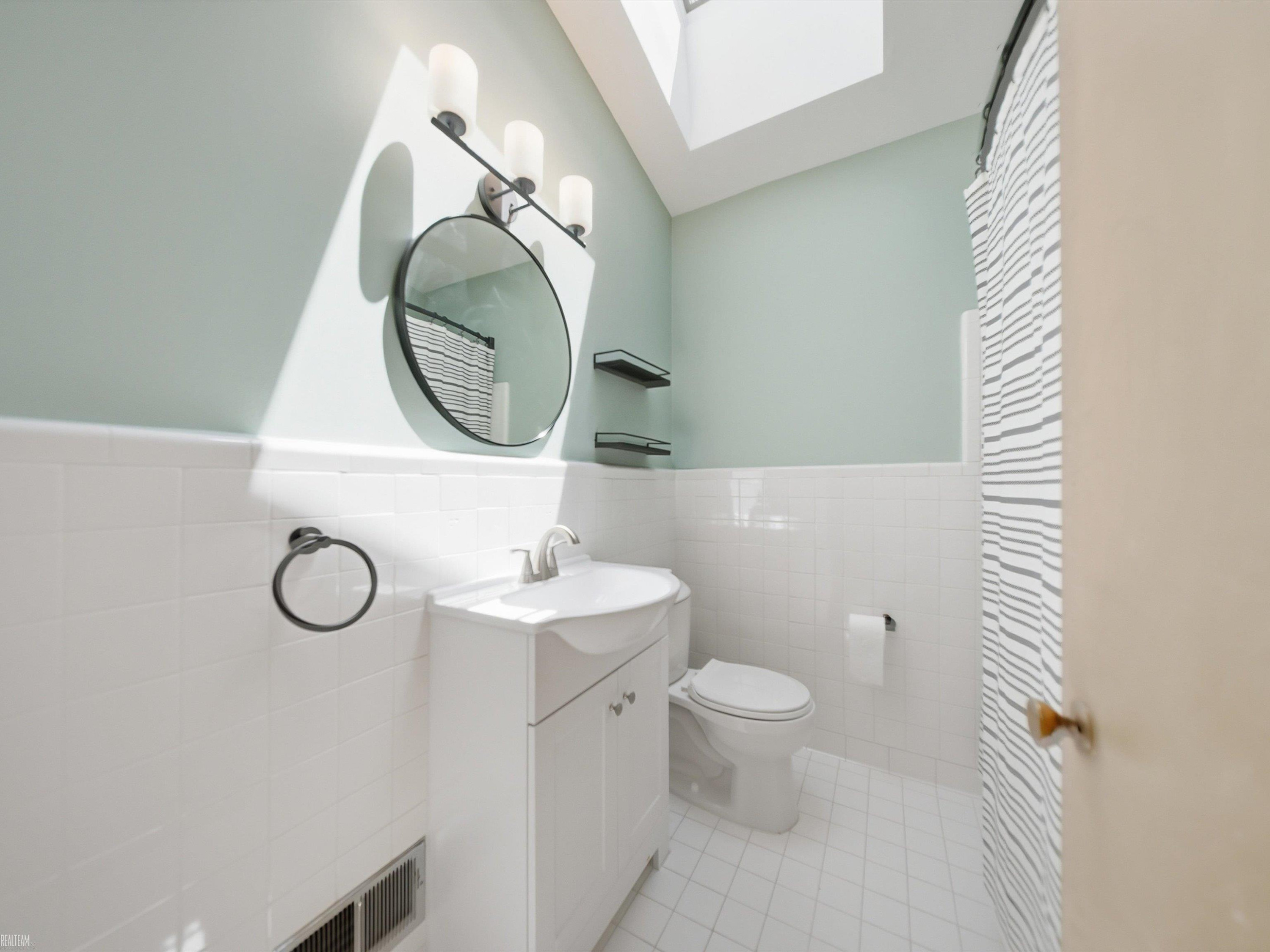 429 W Bloomfield Avenue, Royal Oak, MI 48073 — Photo 15