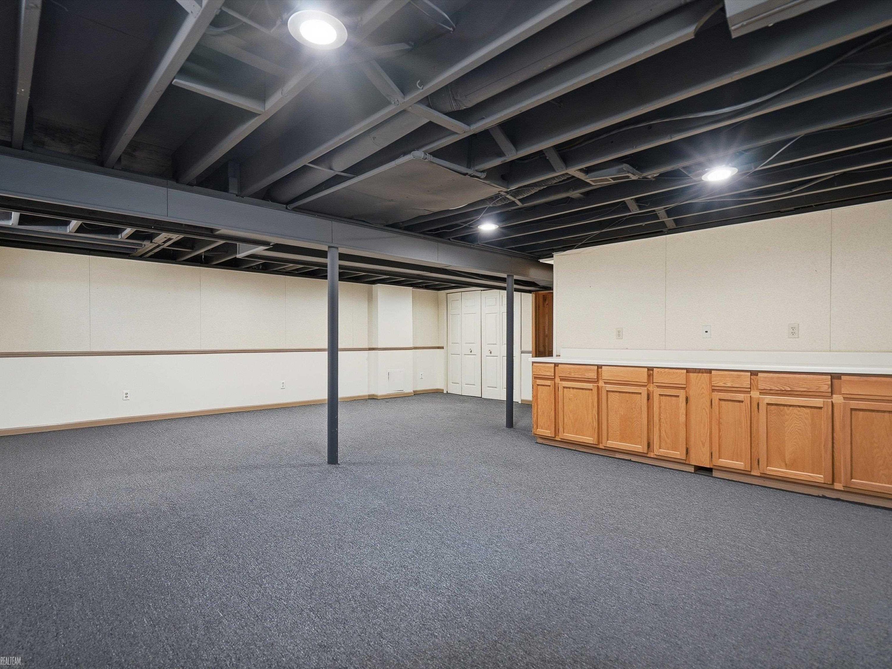 429 W Bloomfield Avenue, Royal Oak, MI 48073 — Photo 23