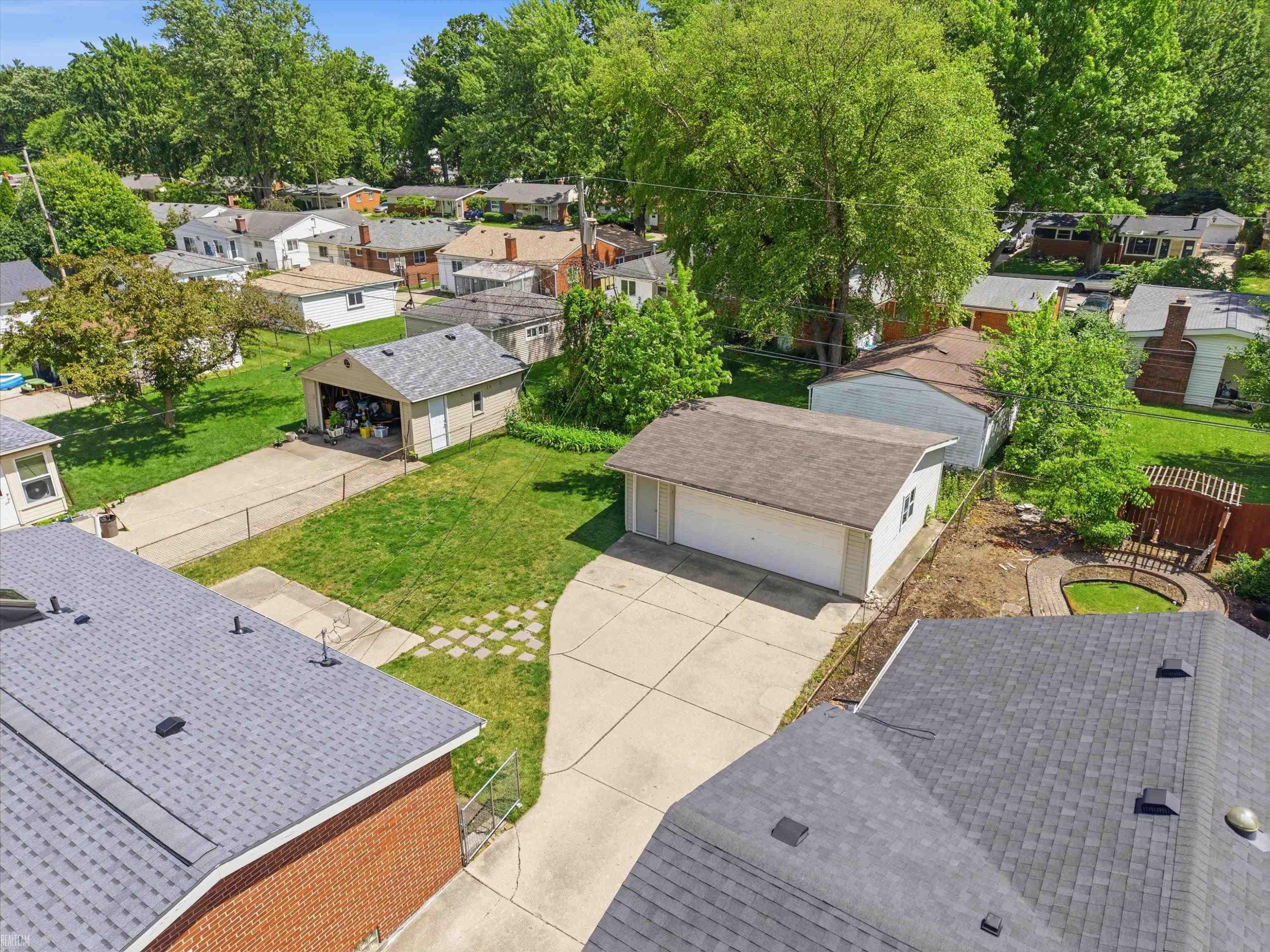 429 W Bloomfield Avenue, Royal Oak, MI 48073 — Photo 35