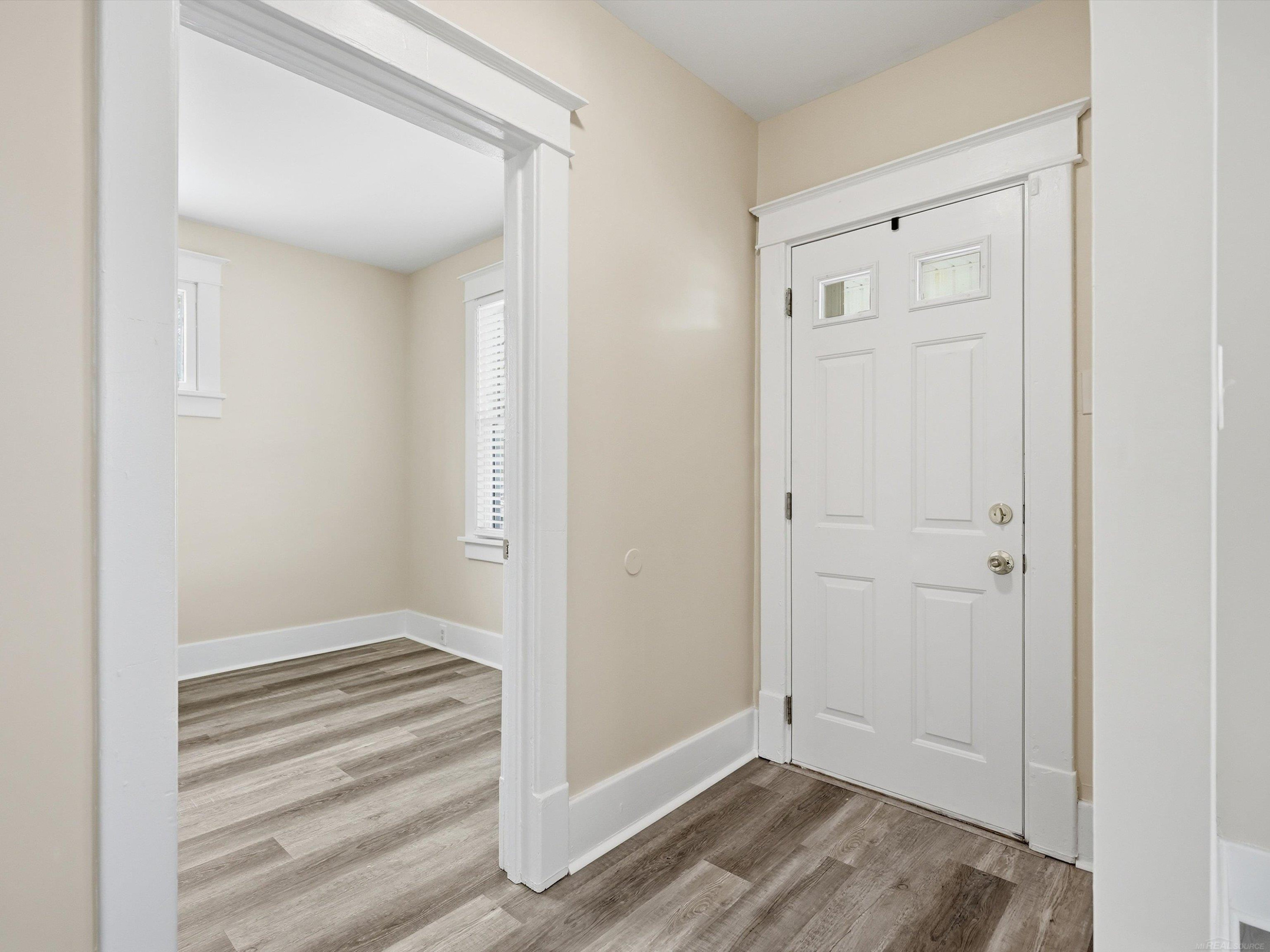 1328 Wells Street, Port Huron, MI 48060 — Photo 7