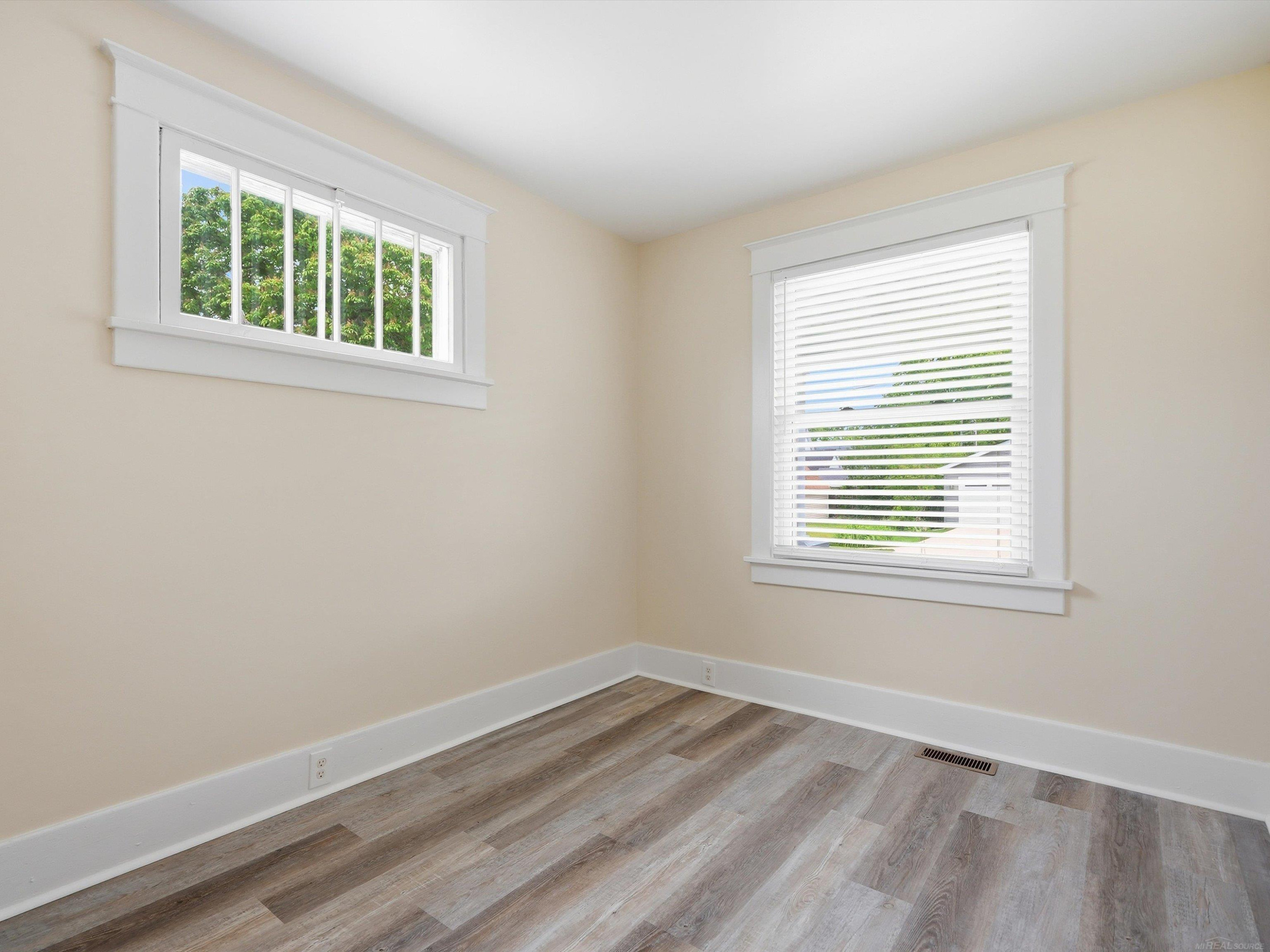 1328 Wells Street, Port Huron, MI 48060 — Photo 12