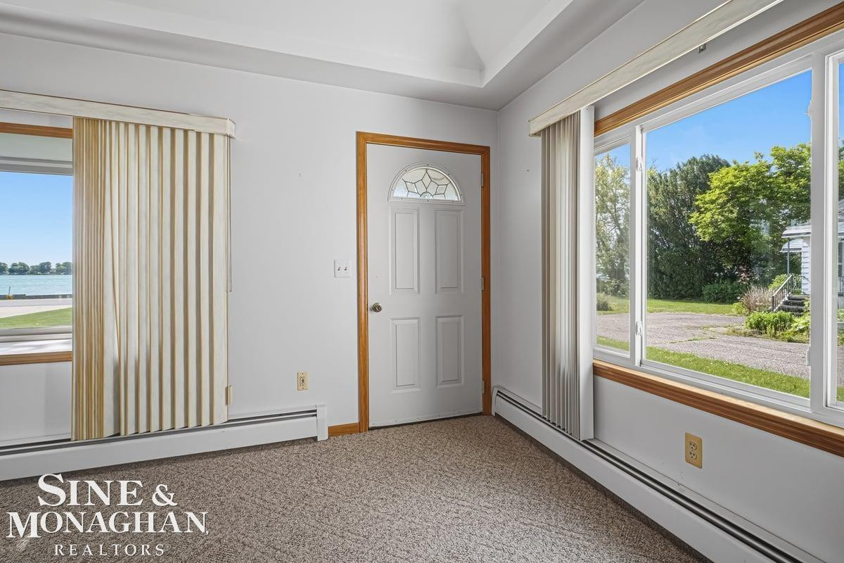 6036 River Road, MI — Photo 9