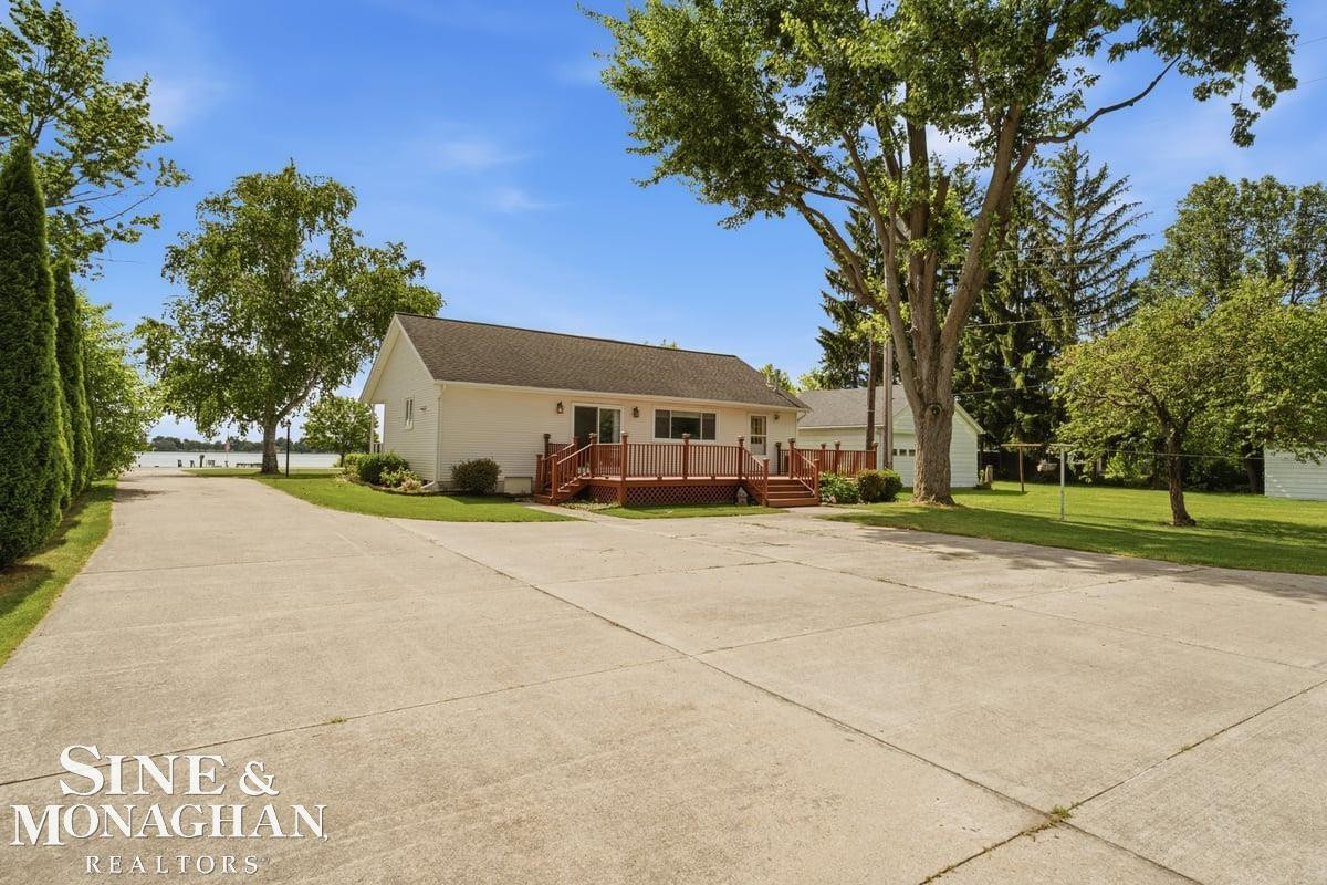 6036 River Road, MI — Photo 37