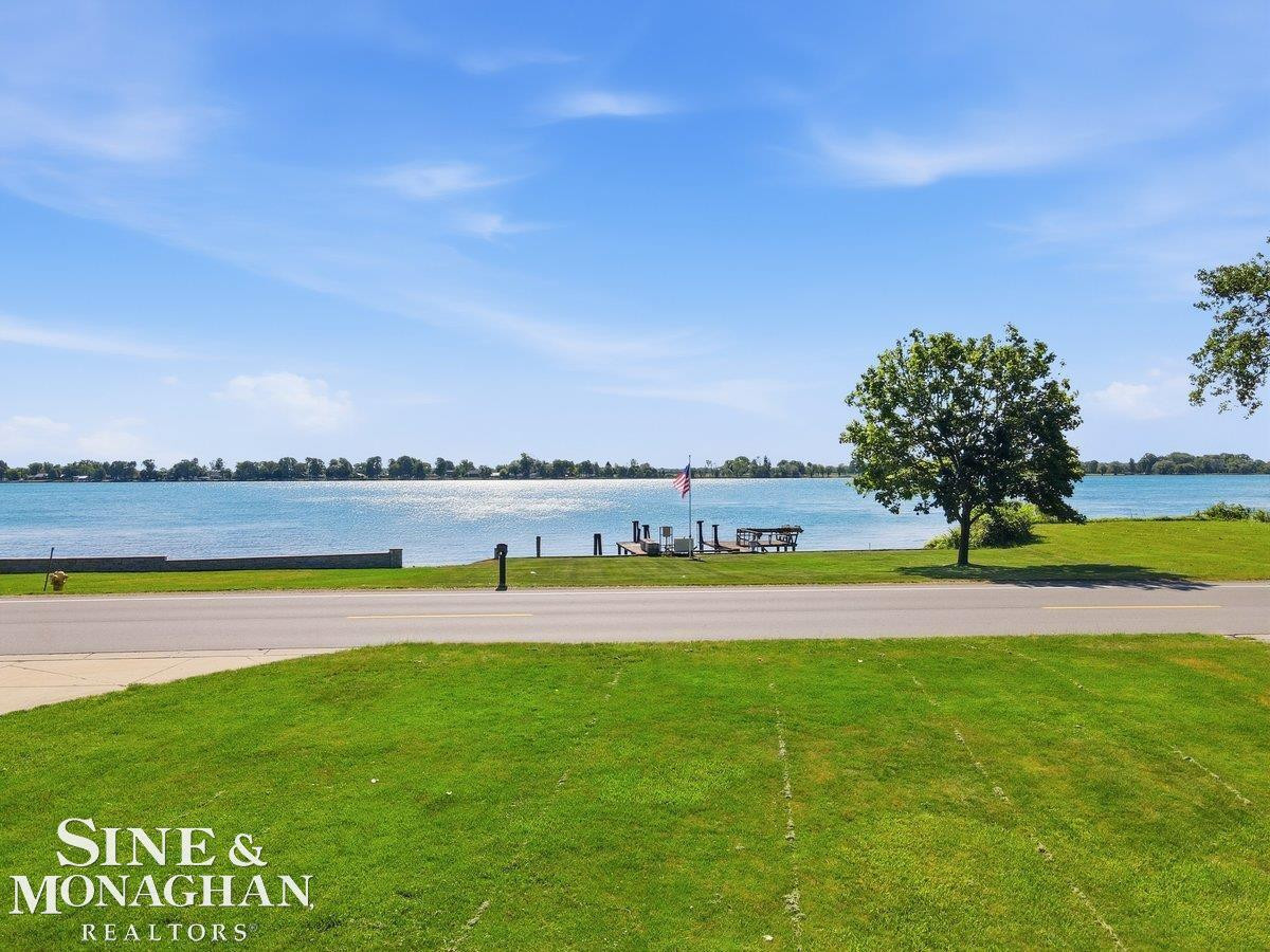 6036 River Road, MI — Photo 40