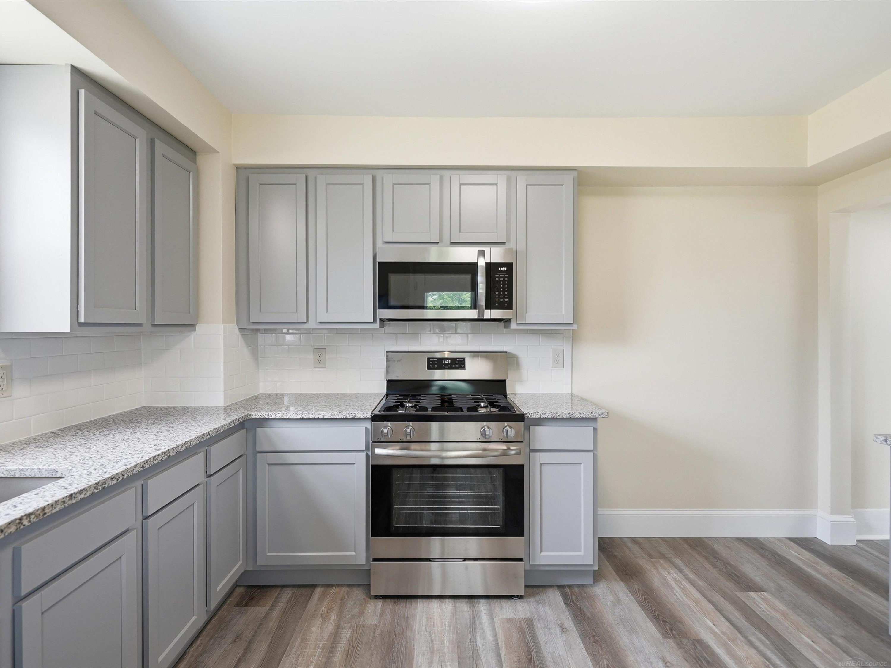 1328 Wells Street, Port Huron, MI 48060 — Photo 17