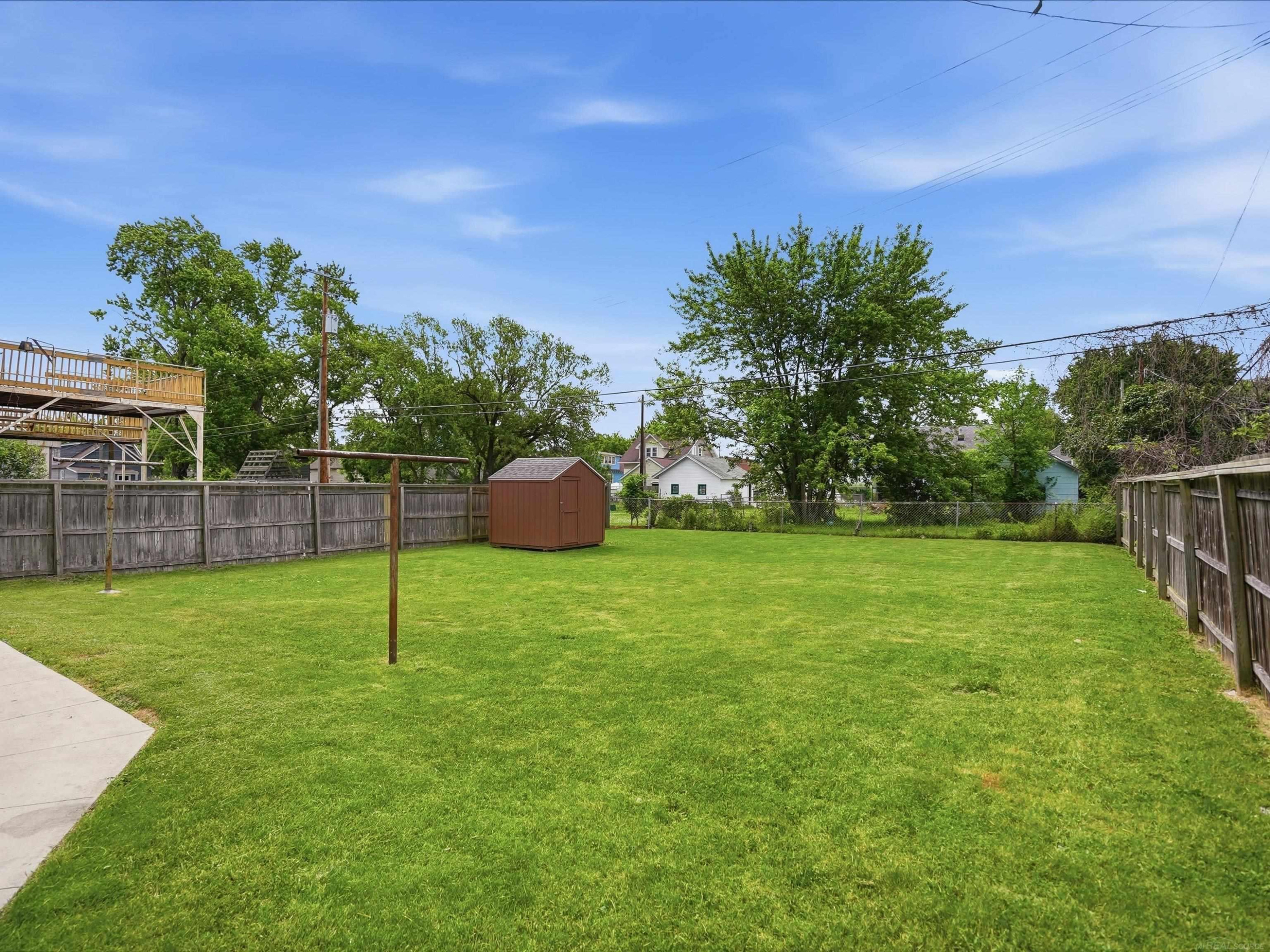 1328 Wells Street, Port Huron, MI 48060 — Photo 27