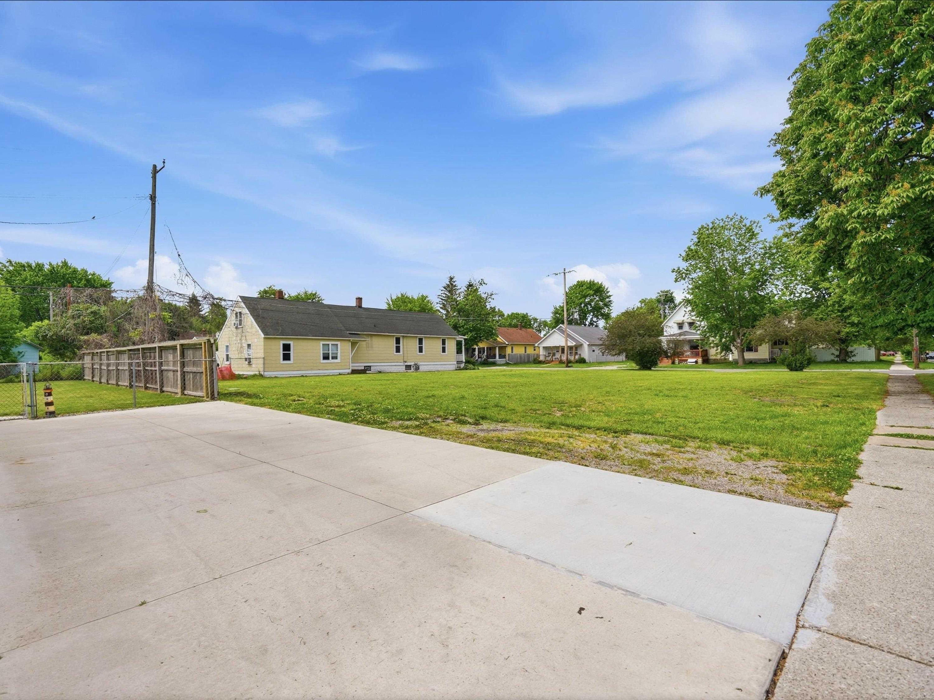 1328 Wells Street, Port Huron, MI 48060 — Photo 32