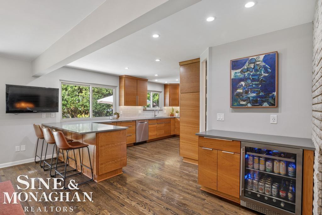 1045 Marian Court, Grosse Pointe Woods, MI 48236 — Photo 13