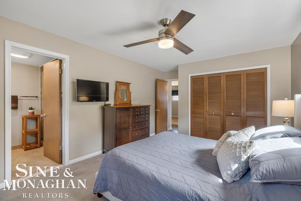 1045 Marian Court, Grosse Pointe Woods, MI 48236 — Photo 23