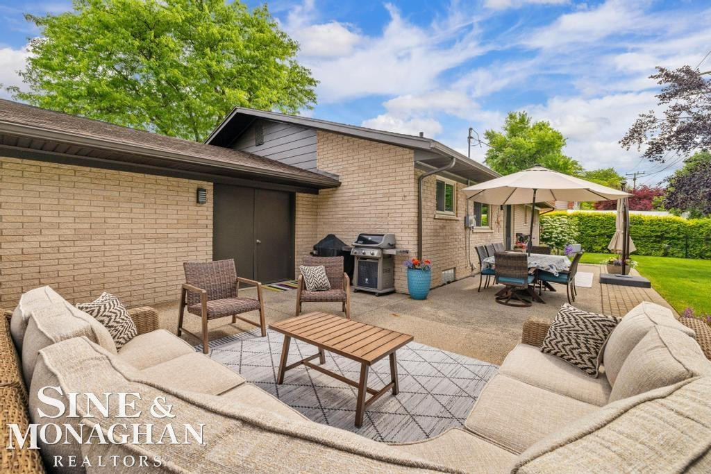1045 Marian Court, Grosse Pointe Woods, MI 48236 — Photo 52