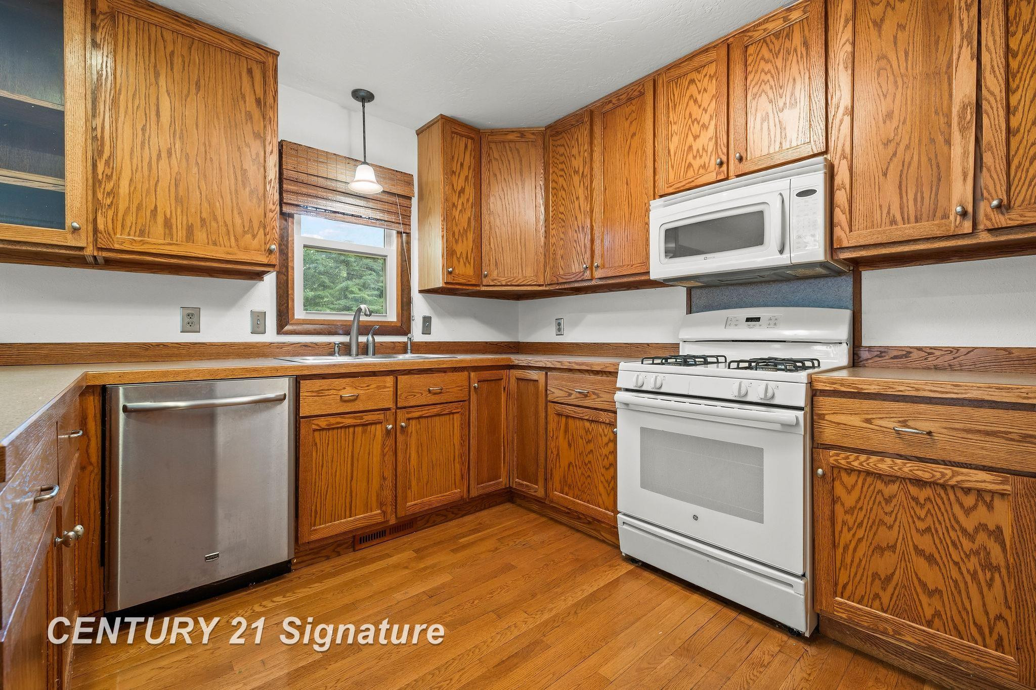 4140 Firethorn Drive, Saginaw, MI 48603 — Photo 2