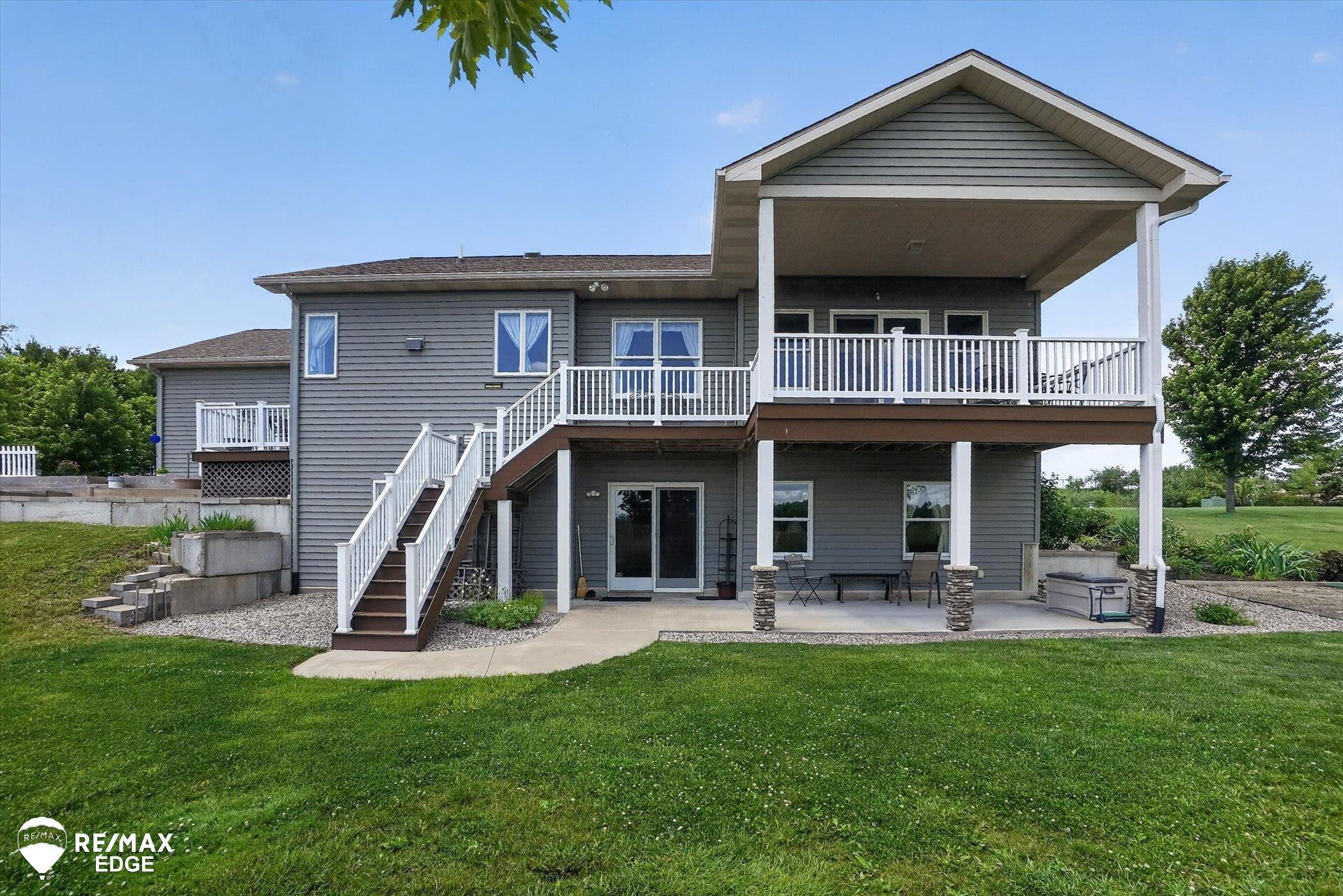 9030 Willowgate Lane, MI — Photo 32