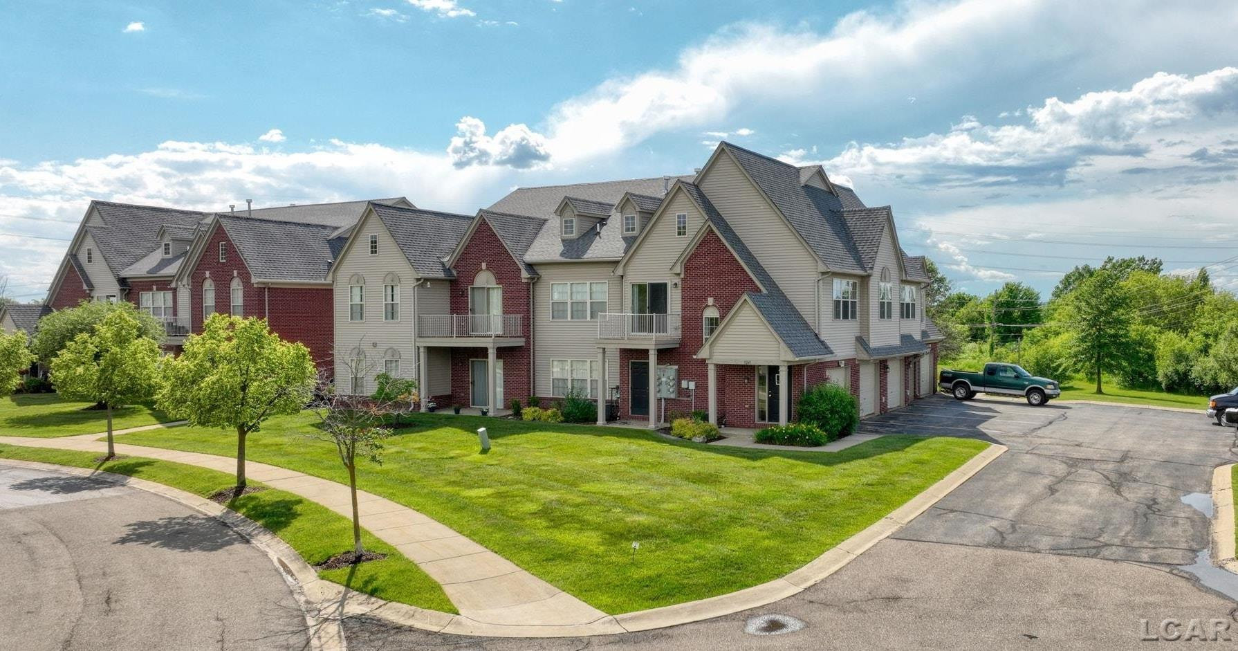 1241 Addington Lane, Ann Arbor, MI 48108 — Photo 45