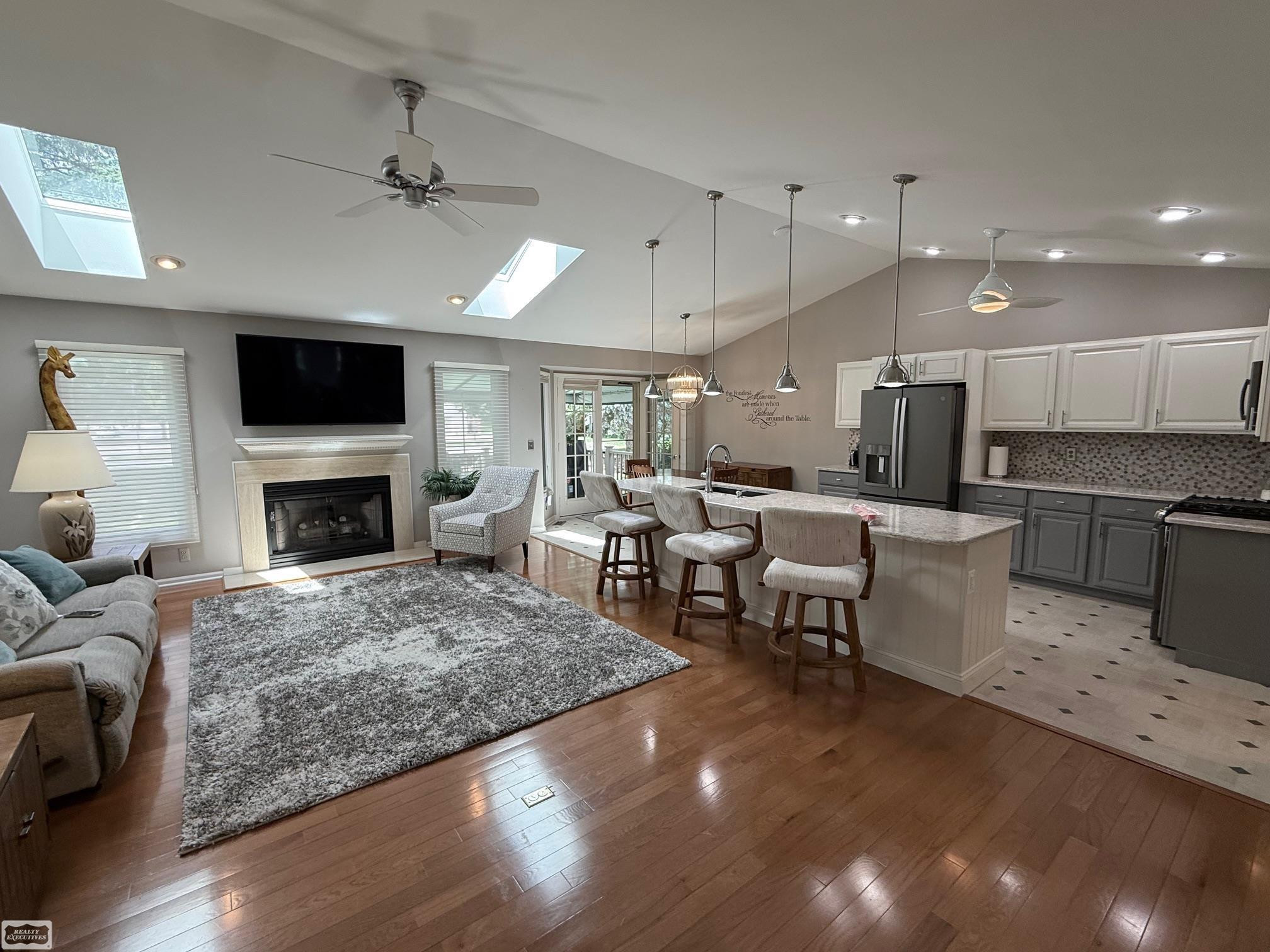 41371 Carmelo W Drive, Clinton Twp, MI 48038 — Photo 4