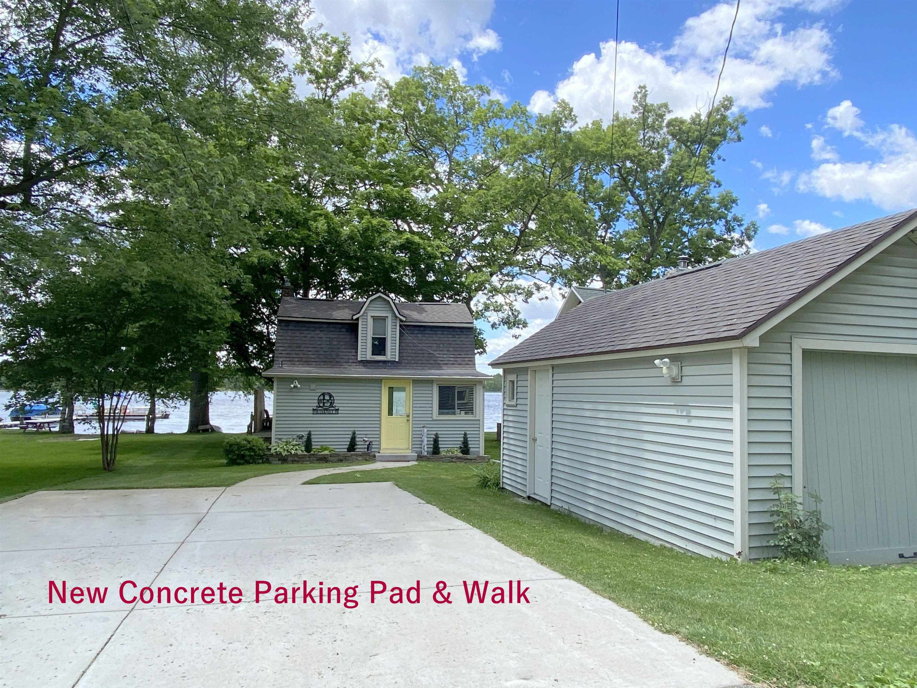 9330 Oakdale Drive, Laingsburg, MI 48848 — Photo 2